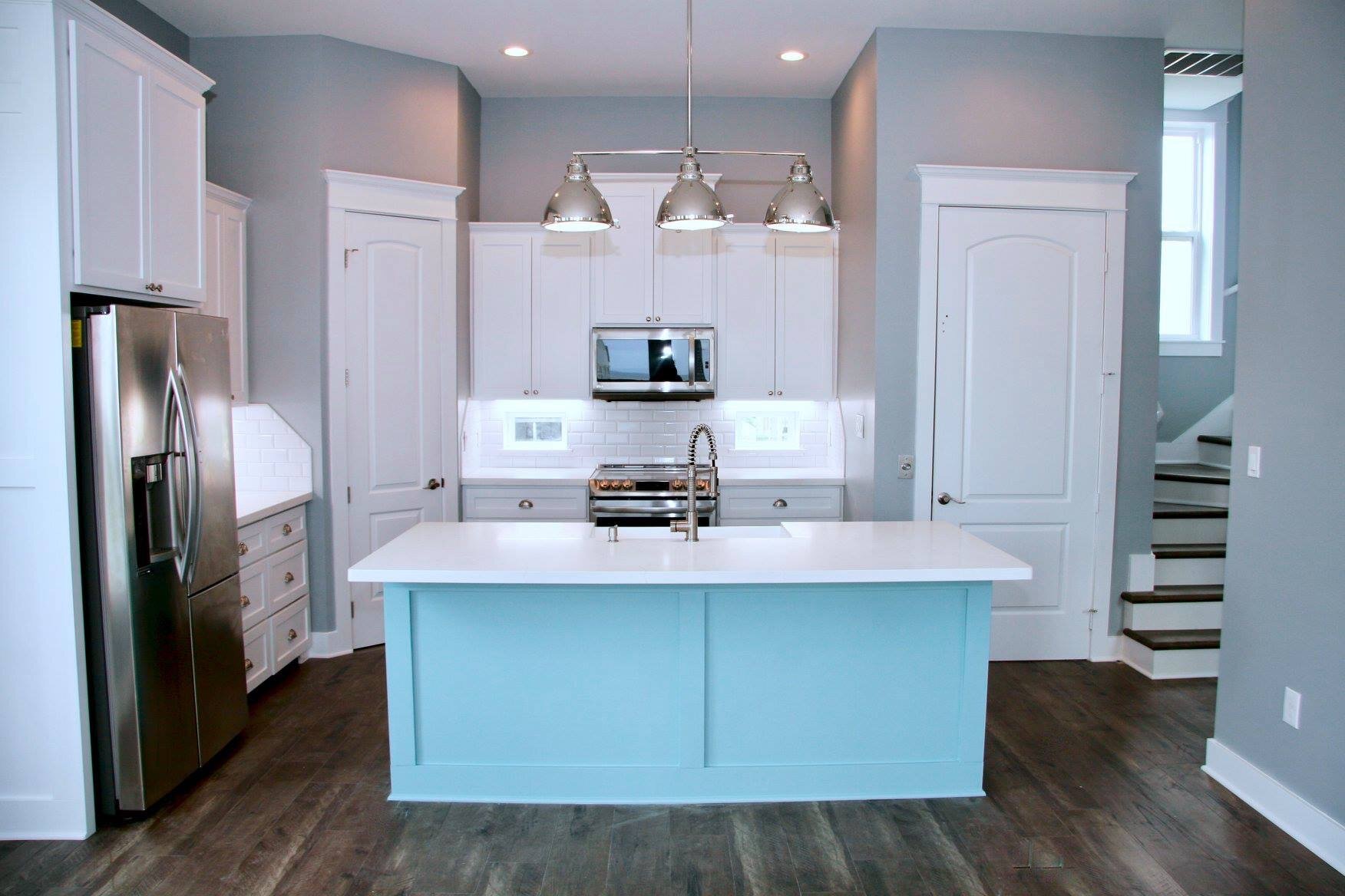 Putnam Builders Custom Kitchen Jamaica Beach Residential Beach Home