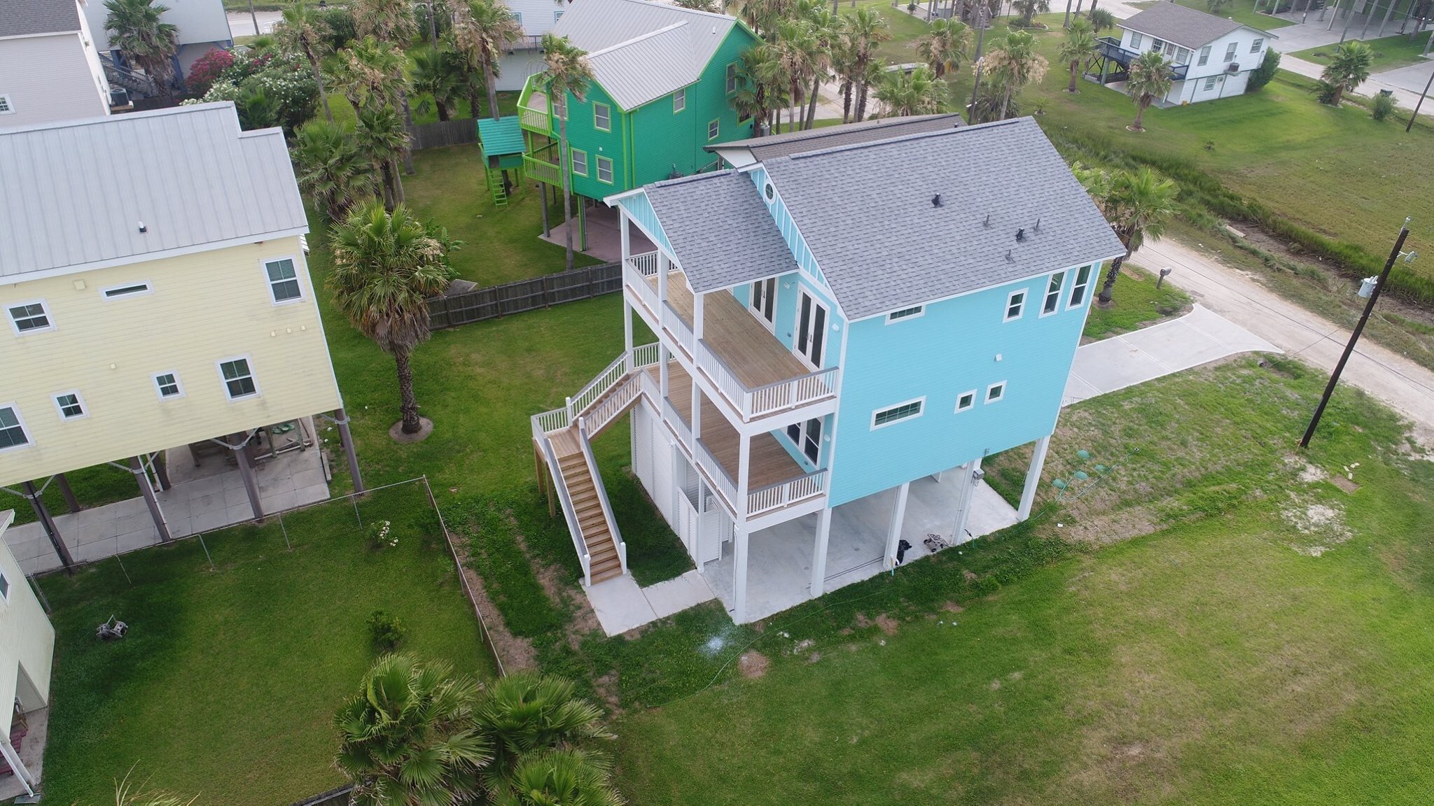 Putnam Builders Custom Jamaica Beach Residential Beach Home