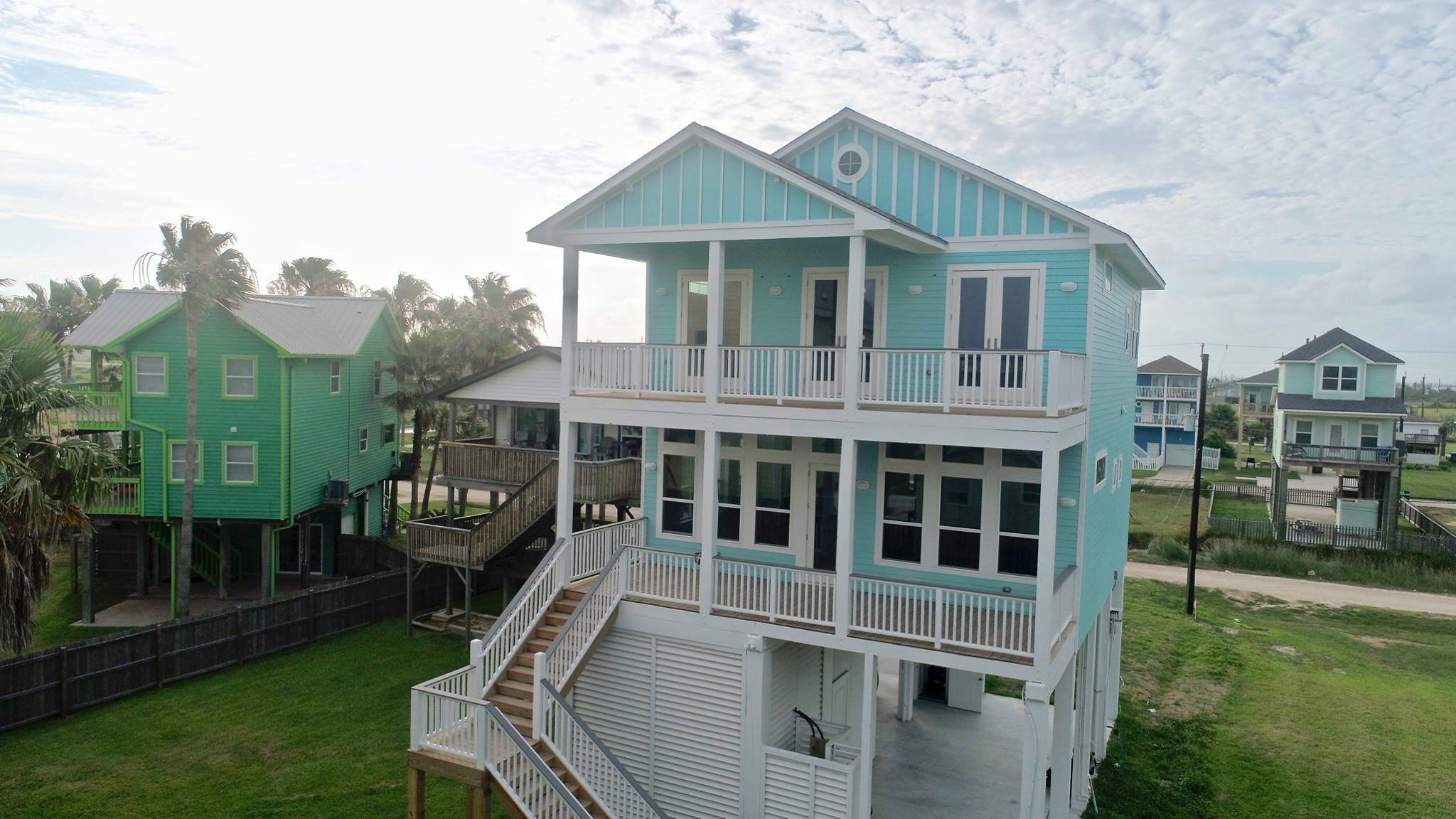 Putnam Builders Custom Jamaica Beach Residential Beach Home