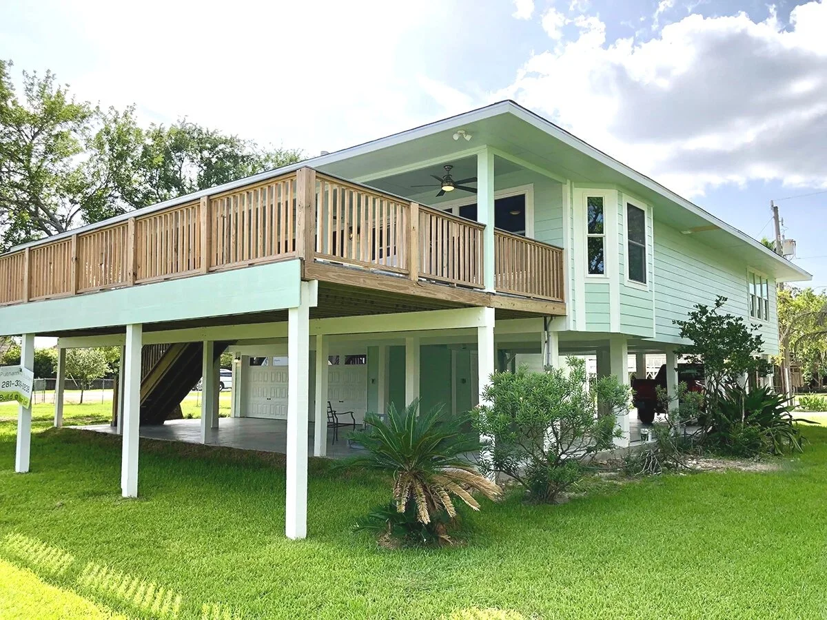  Coveside Luxury Custom Beach Home (Copy)