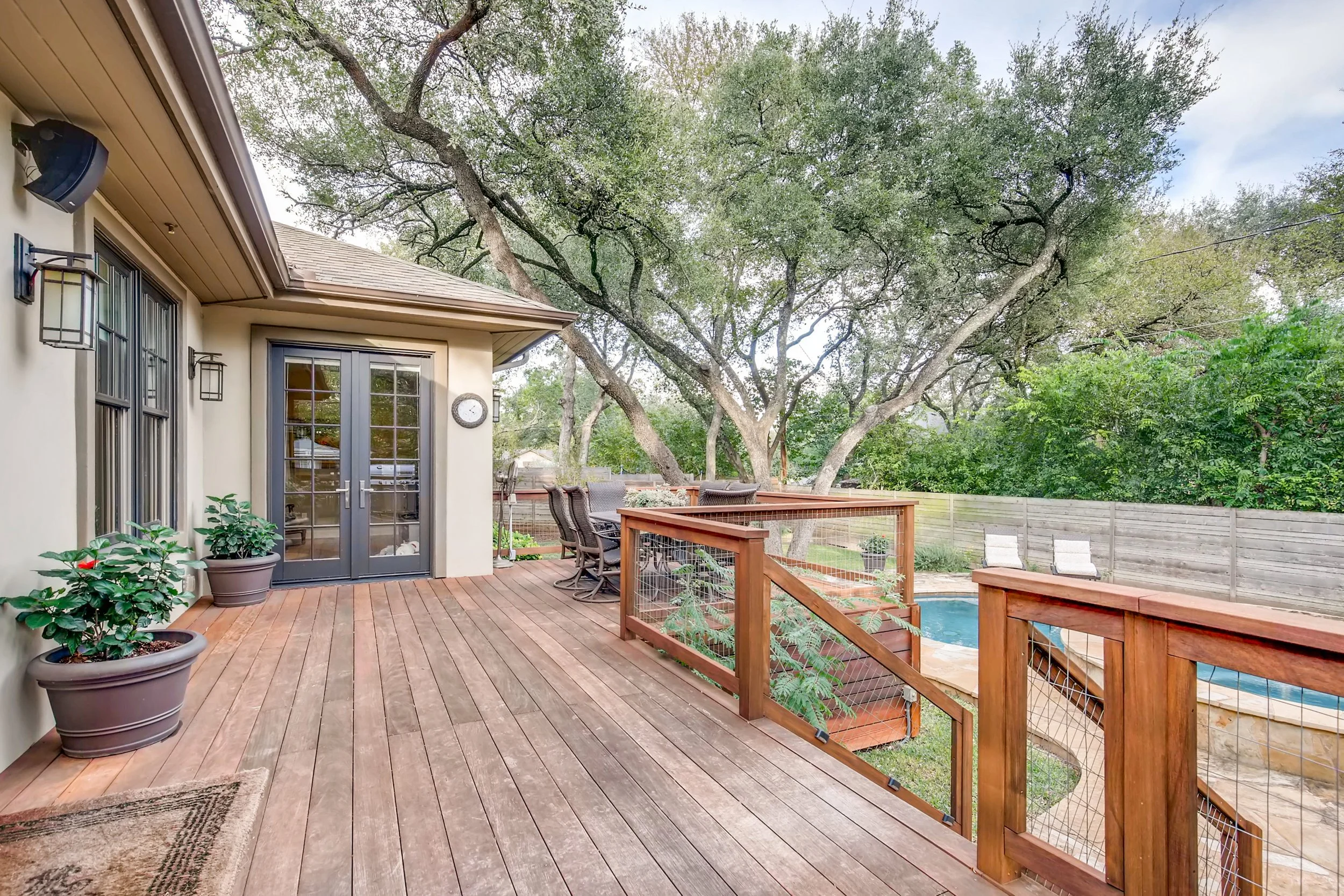4609 Madrona Dr Austin TX-print-025-18-Deck-3600x2400-300dpi.jpeg