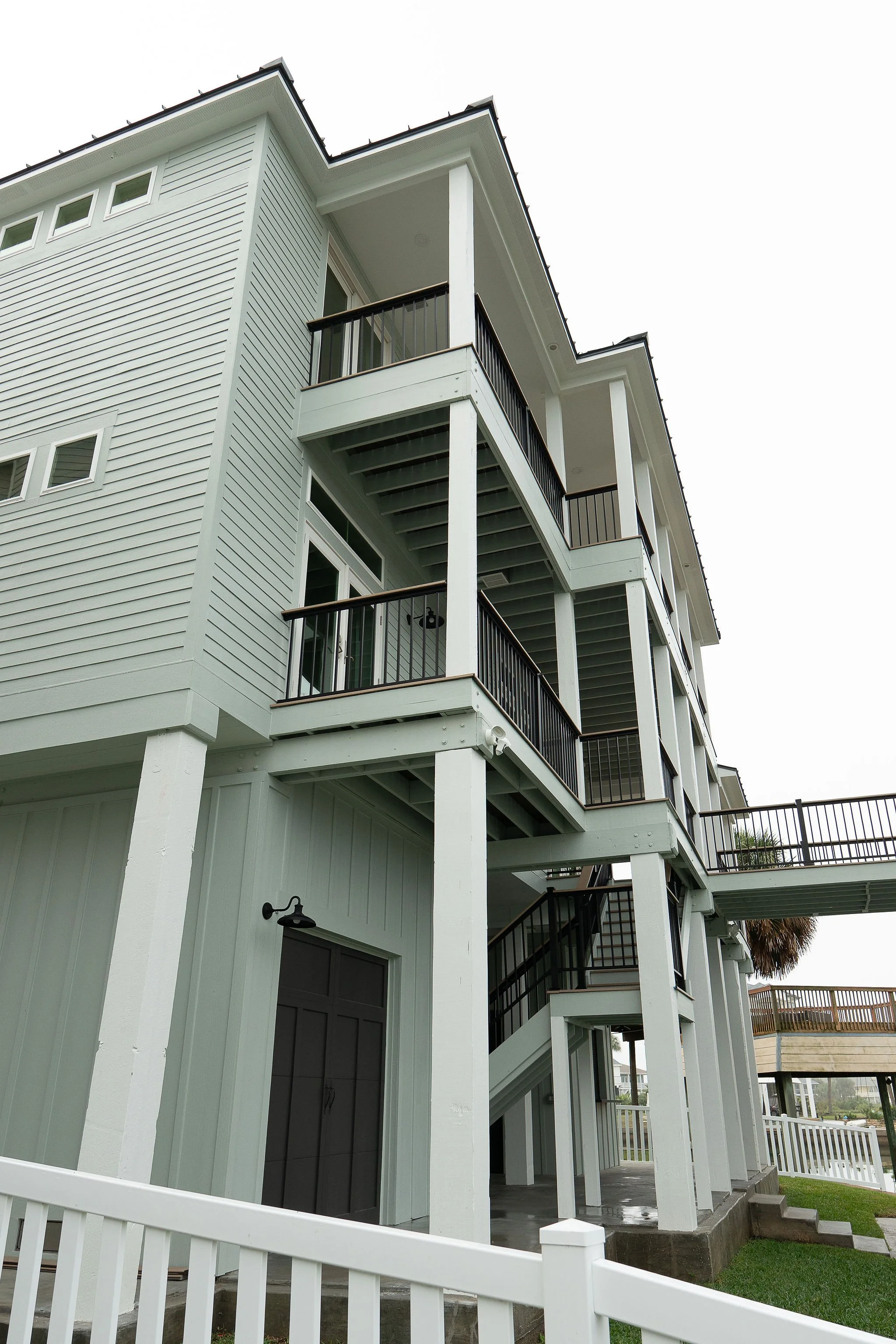 Ext Side ViewDSC00122_z.jpg