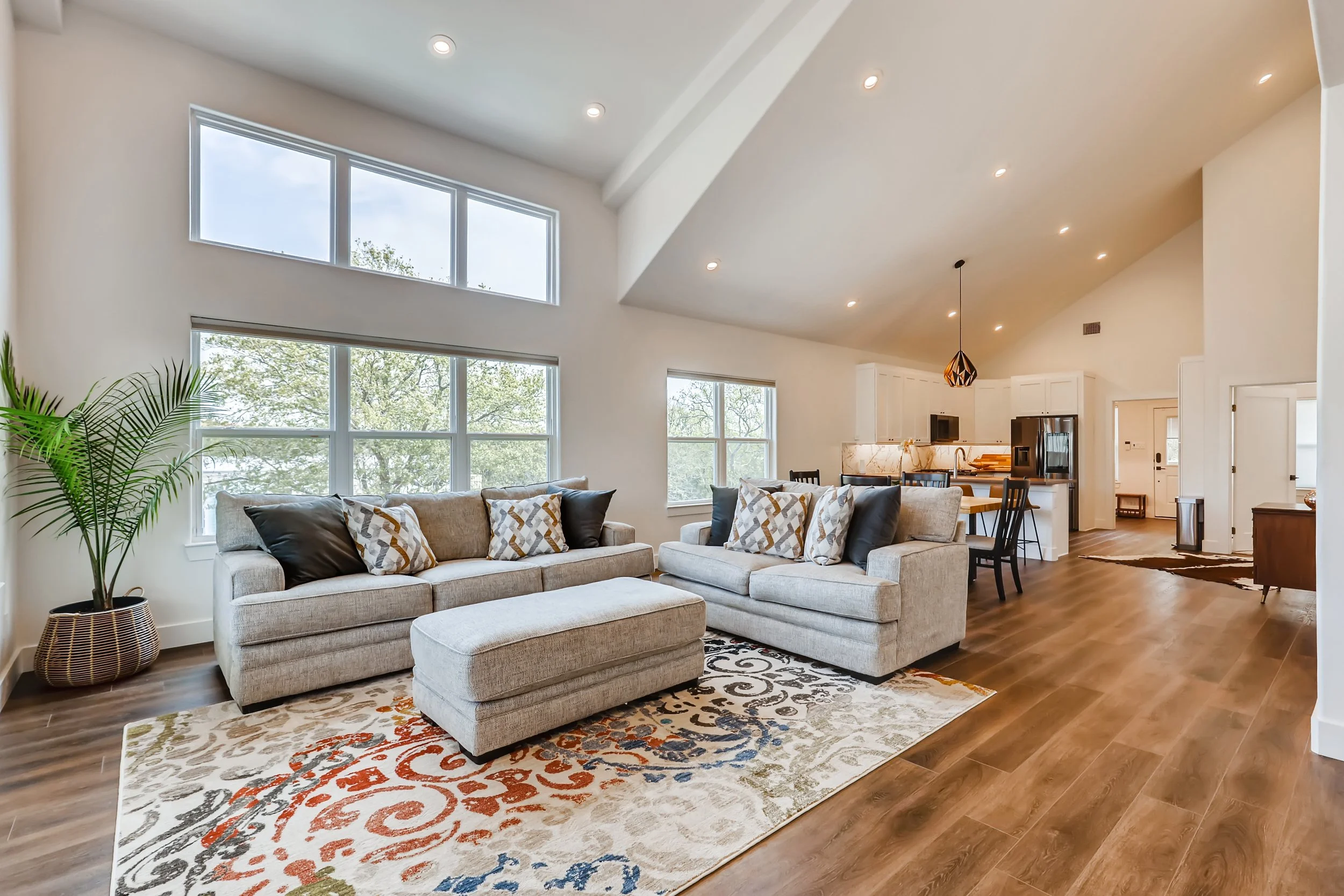 319 8th St San Leon TX 77539-print-005-005-Living Room-3600x2400-300dpi.jpg