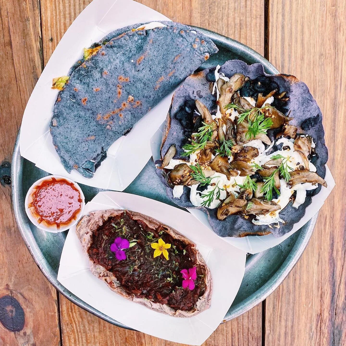 One more from our pop up yesterday at @dame_nyc 😍
📷: @patricia__howard