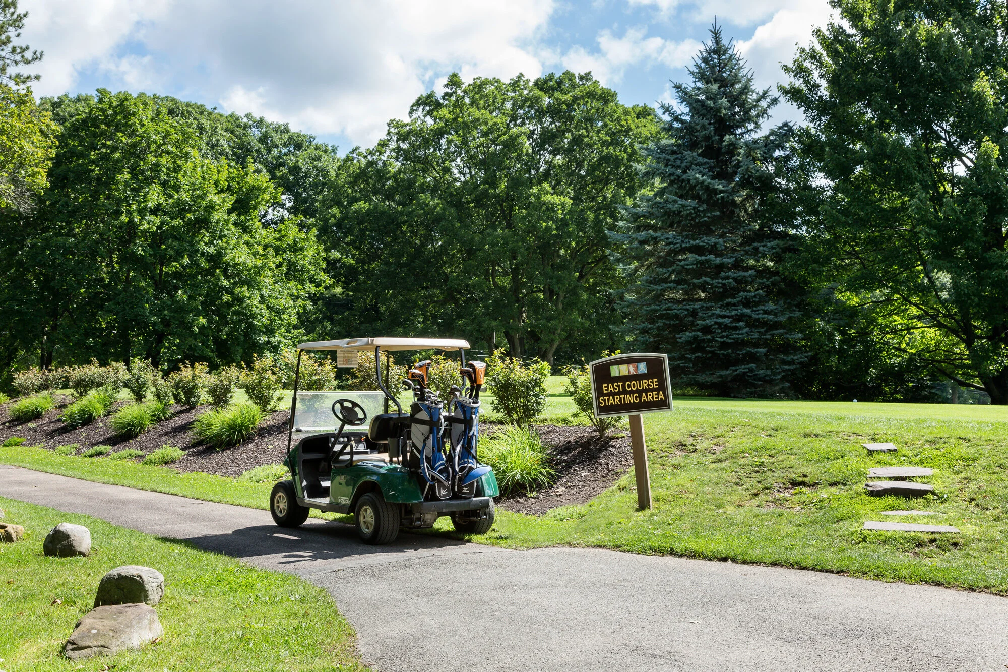 Pocono-Manor-Golf-Cart..jpg