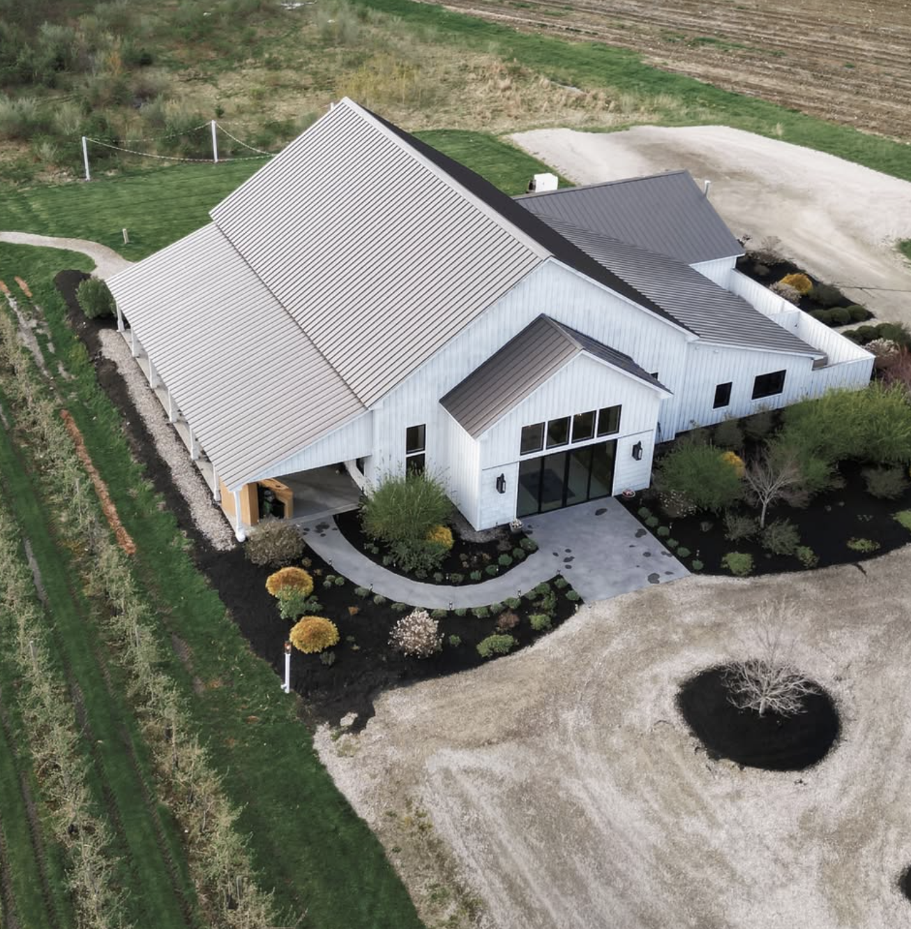 overhead view of barn wedding venue in New Hampshire