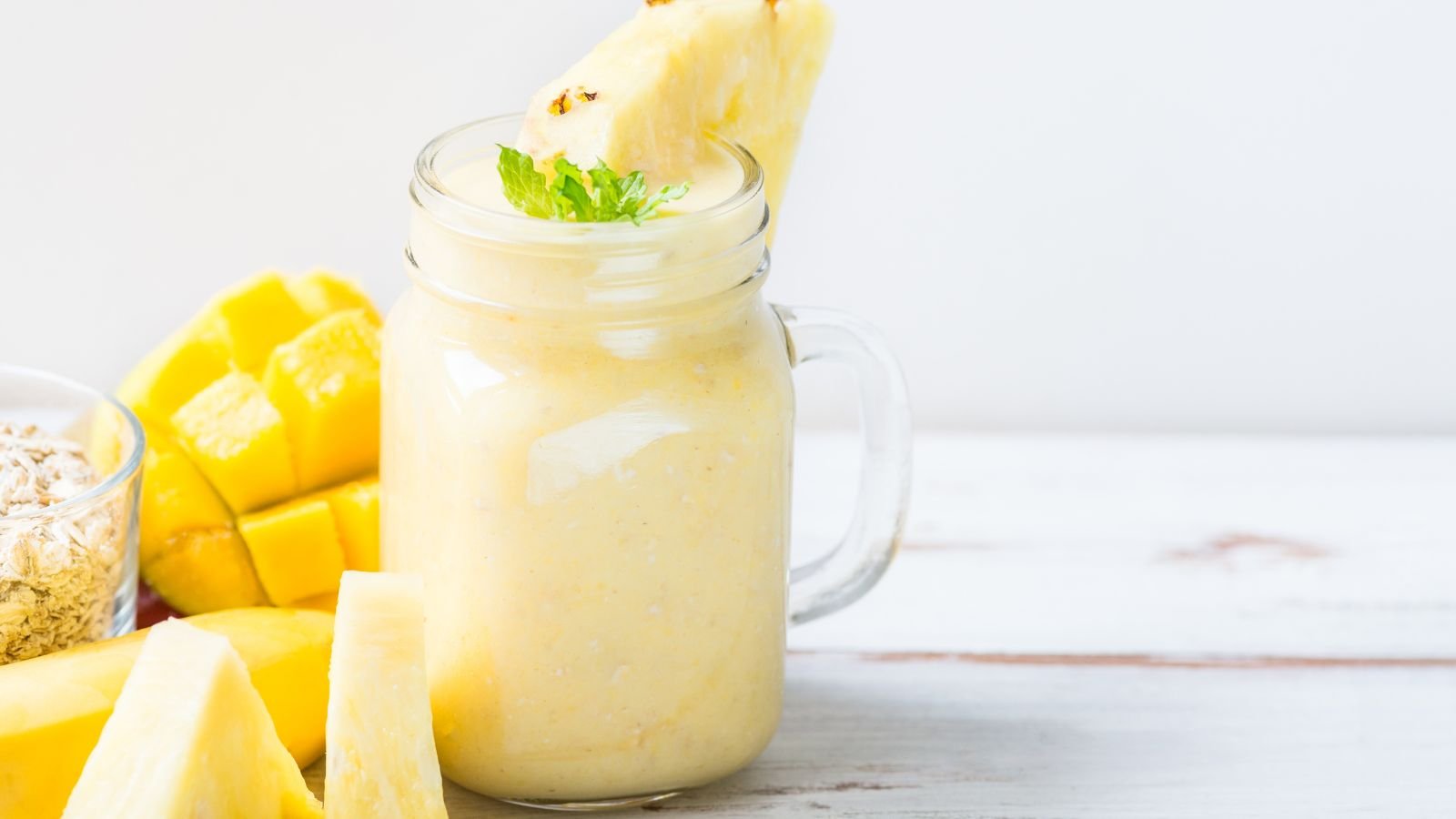 Protein Pineapple Overnight Oats