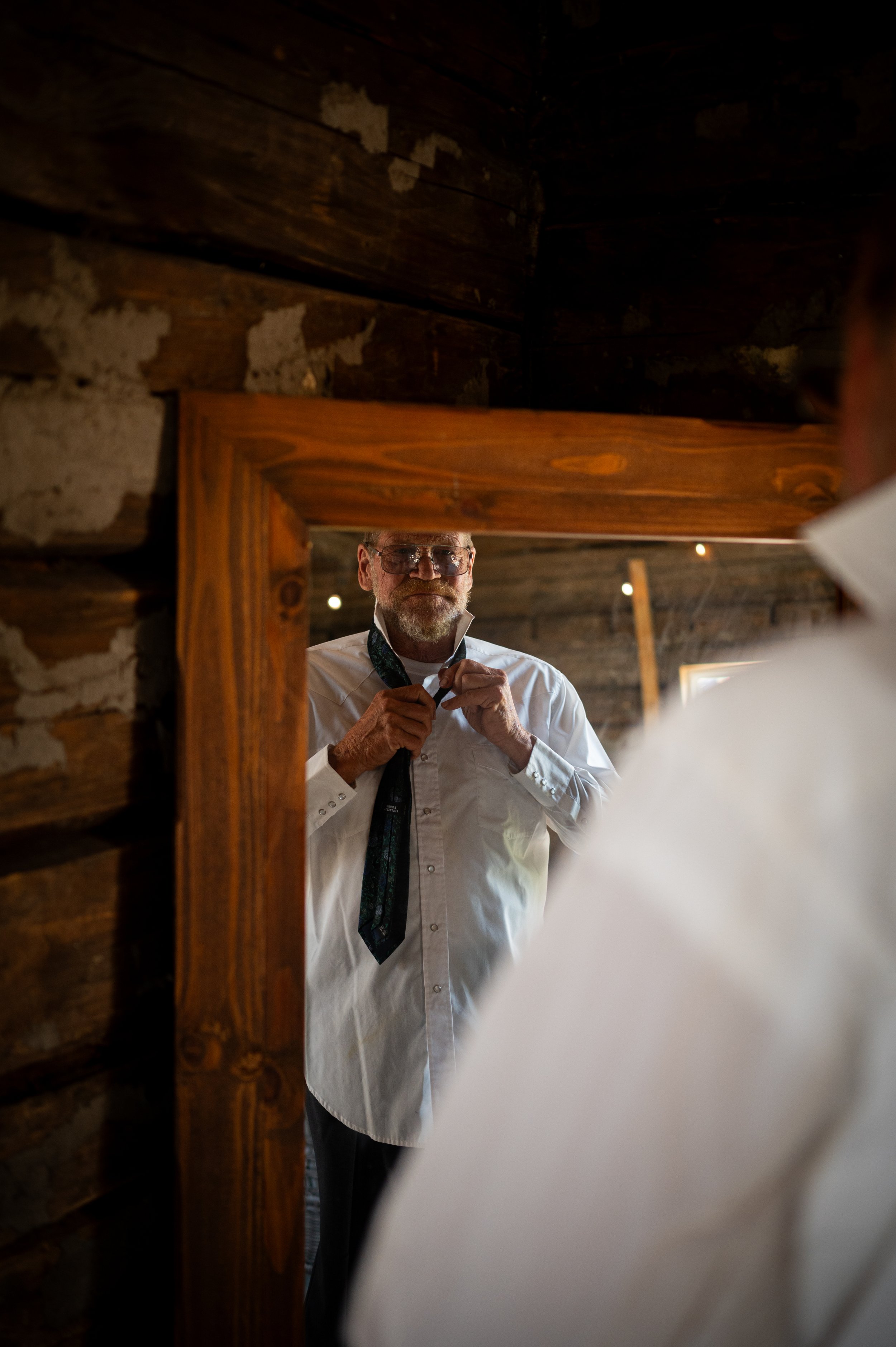 Coy Wedding Getting Ready Color-29.jpg