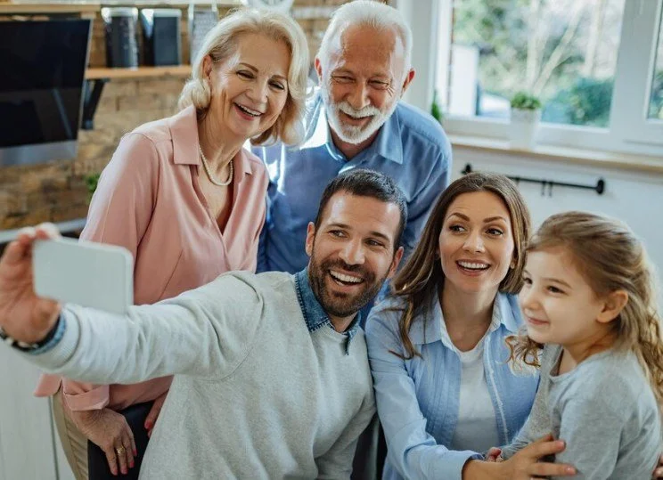 🤝 Family Involvement &ndash; Involving loved ones in care builds connection and comfort.

#FamilyCare #TogetherInCare #WellnessTogether #nurses #caregivers #mindset #mindfulness #HealthcareCareers #healthcaredesign #wellness #healthcare #hospice #re