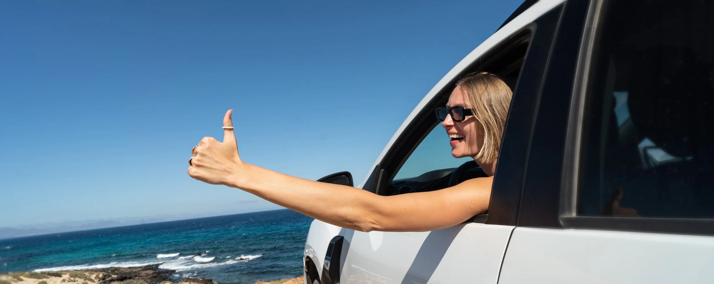 Rideshare driver with Uber and Lyft insurance coverage from Express Lane Insurance in Lancaster and Palmdale, California