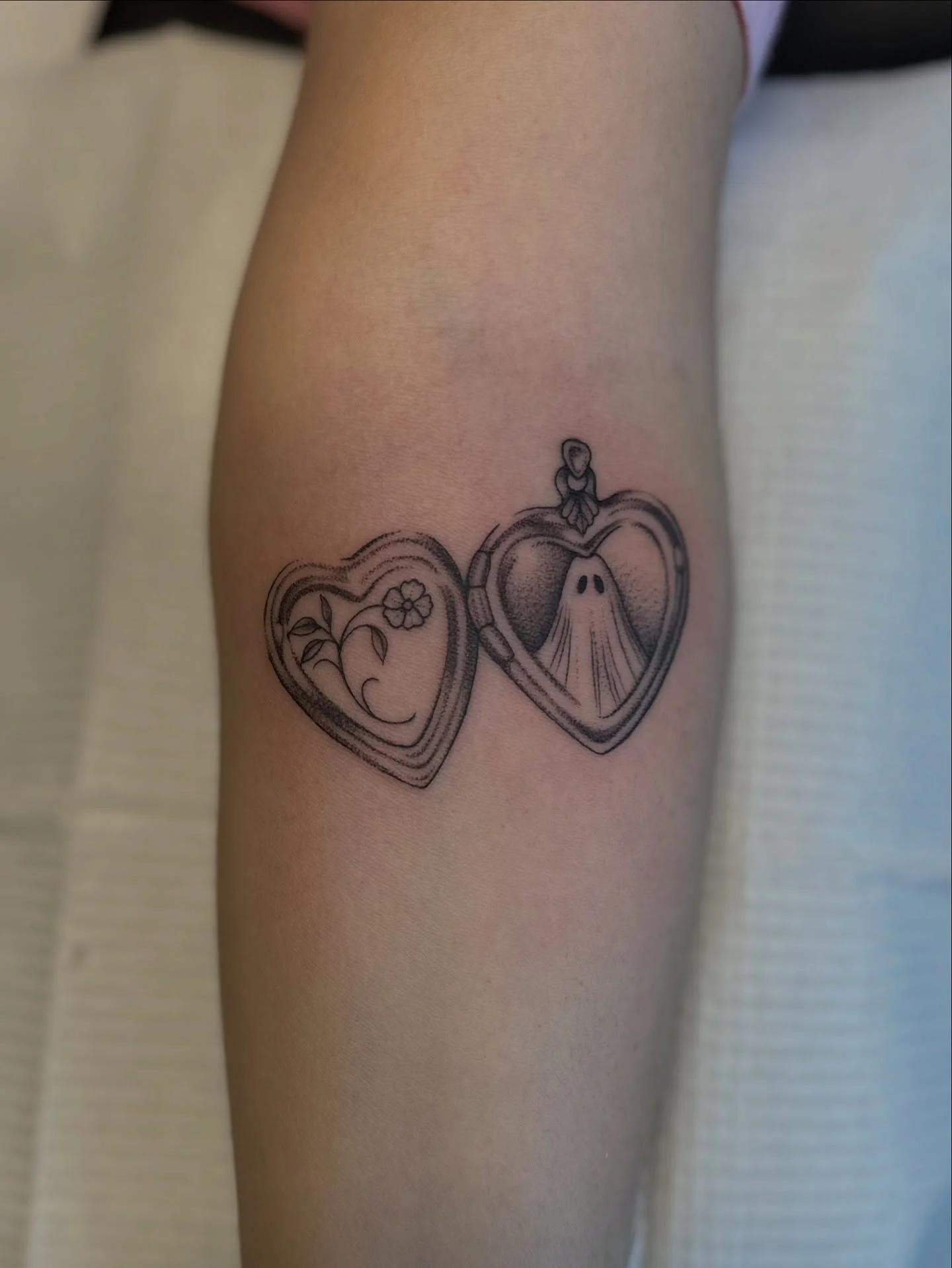 Some spooky little guys before I post my autumn flash for Halloween and Saturday November 1st! All designs will be repeatable and dropping tomorrow! I&rsquo;m so excited to share them with everyone. I tried to finish them up last week but we were dow