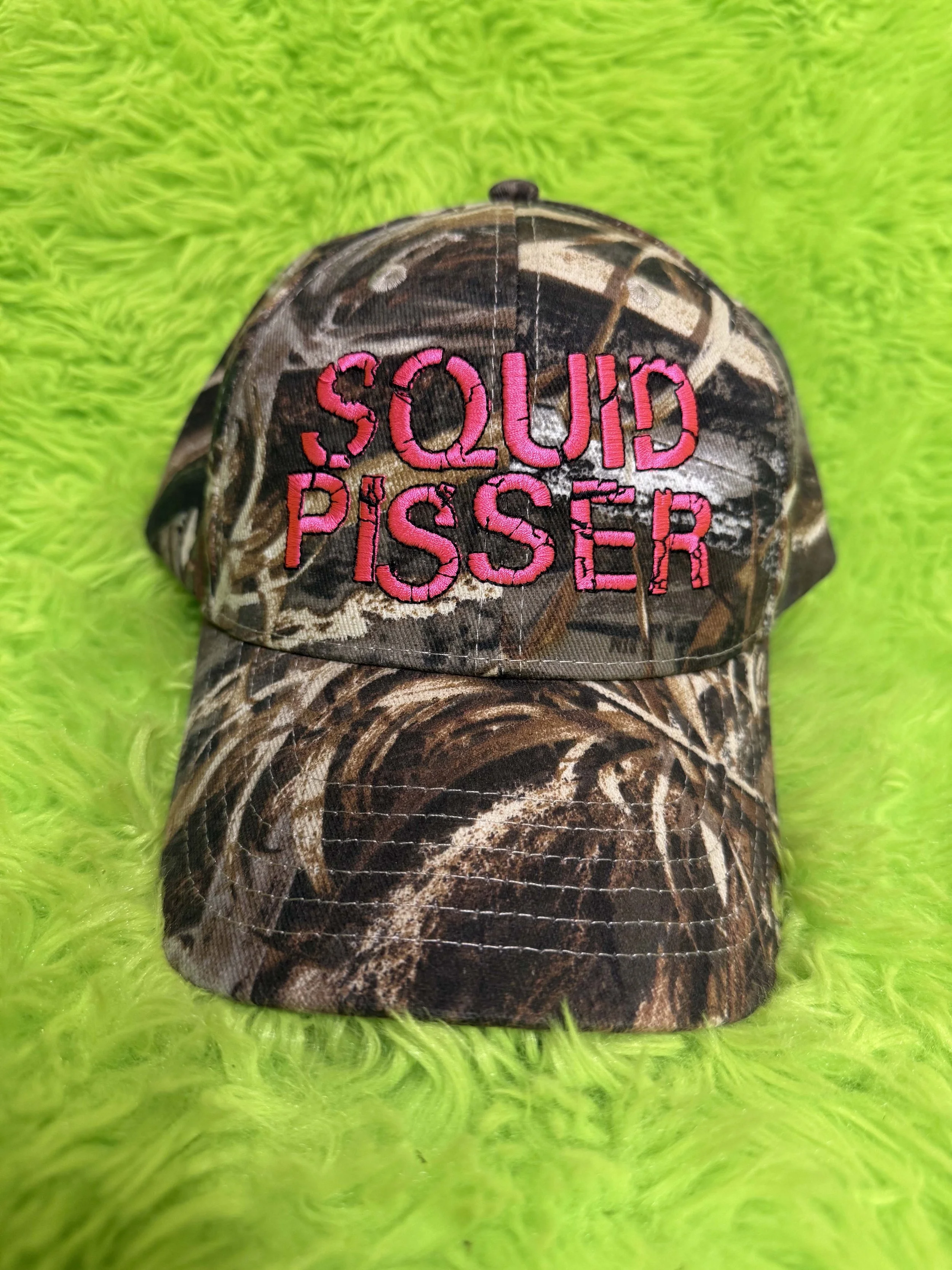 SQUID PISSER HAT - CAMO / HOT PINK