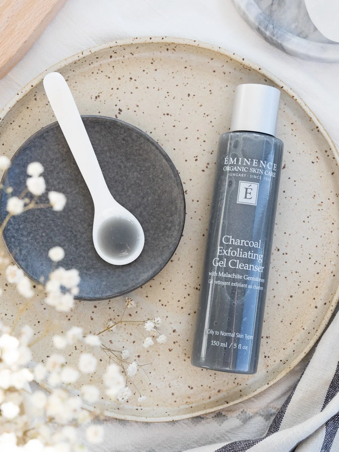 EM132-2132-charcoal-exfoliating-gel-cleanser-pdp-library-image-1125x1500.jpg