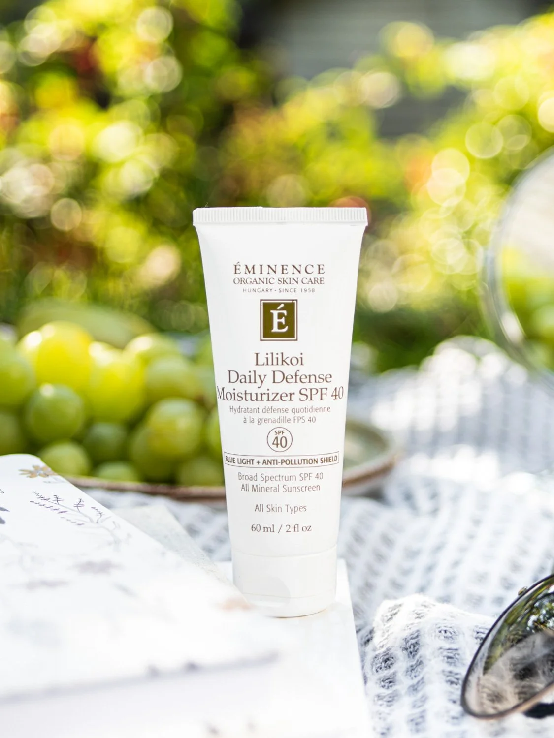 EM139-2139-lilikoi-daily-defense-moisturizer-spf-40-pdp-library-image-1125x1500.jpg