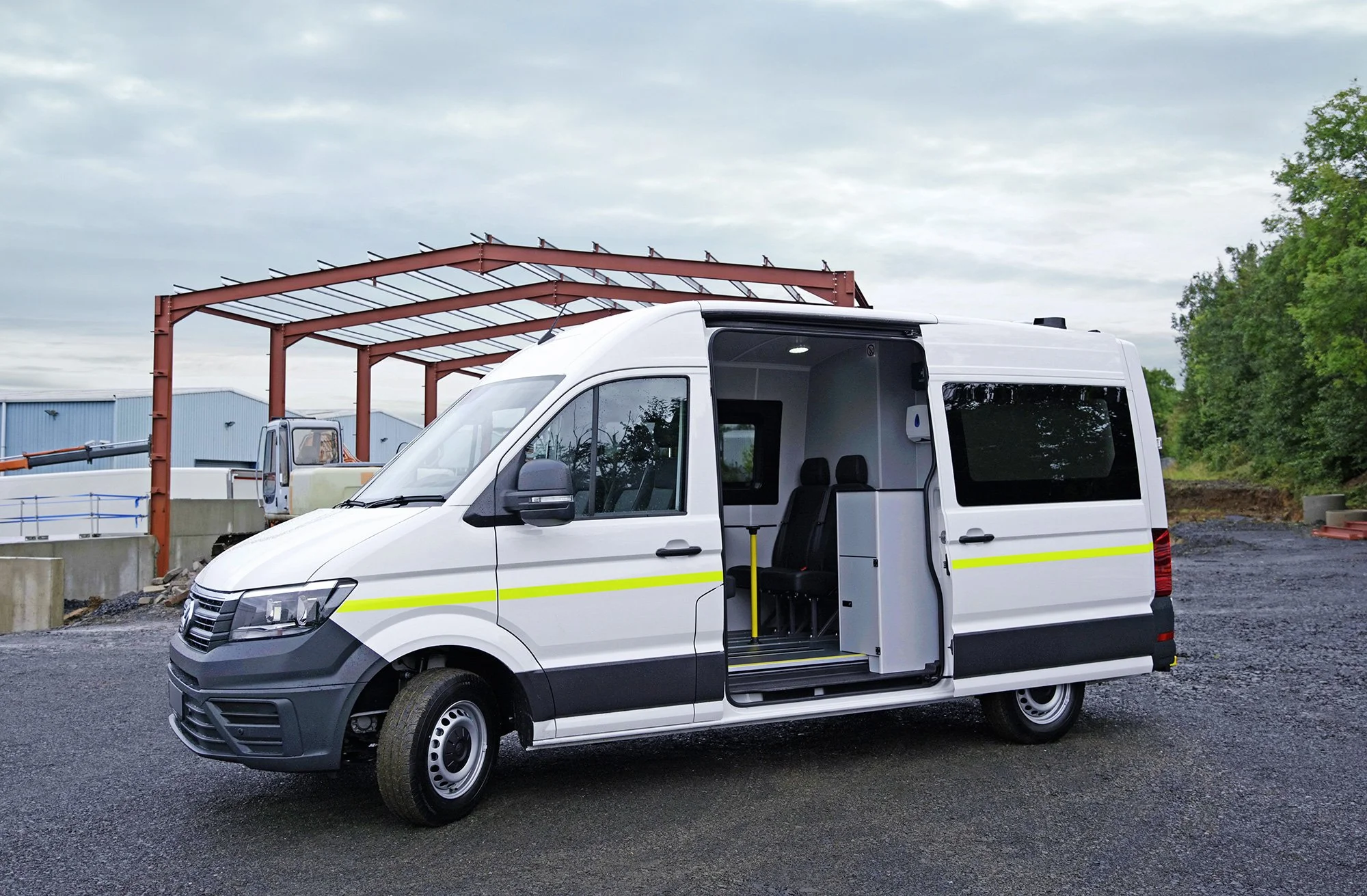 Mobile Welfare Van Welfare Units UK & Ireland — Overlander