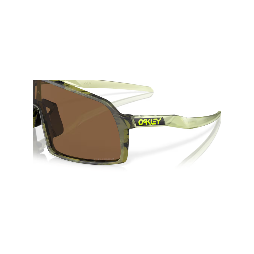 Oakley_Sutro_S_Trans_Fern_5.png