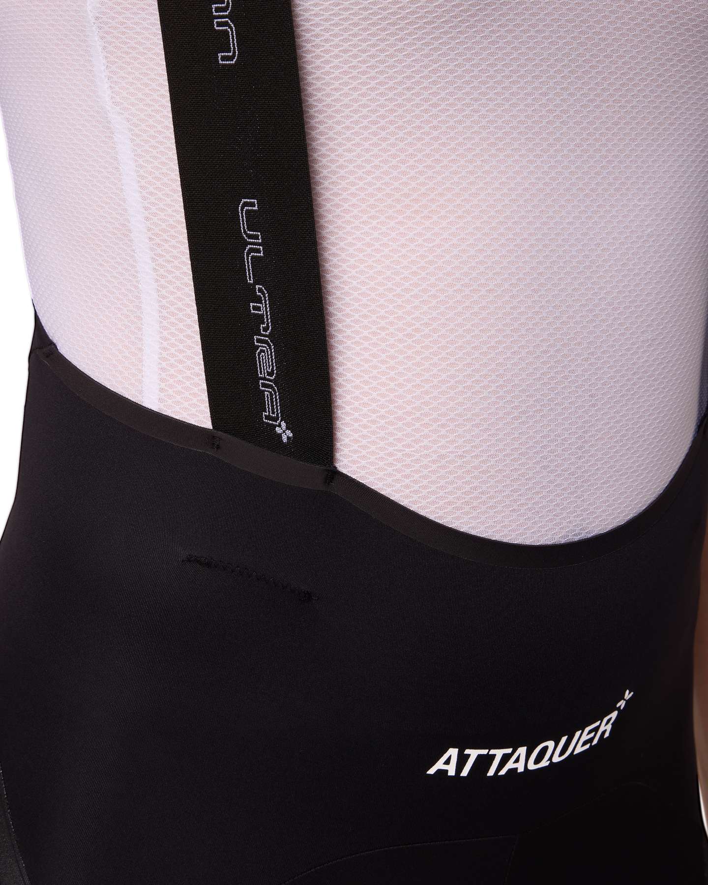 ULTRA Aero Bib Short Black 06 [onbody].png