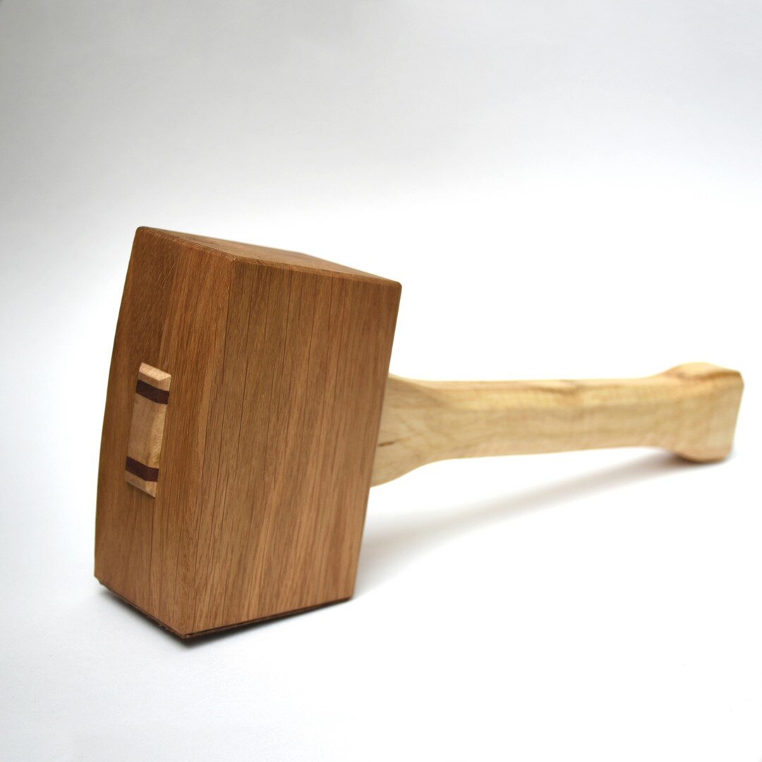 A mallet made from offcuts of oak and sycamore. It has leather on one side for a soft face.

#woodworker #furnituremaker #woodworkingprojects #finejoinery #woodworking #handcrafted #finewoodworking #woodworkingproject #bespoke #oneofakind #oak #sycam