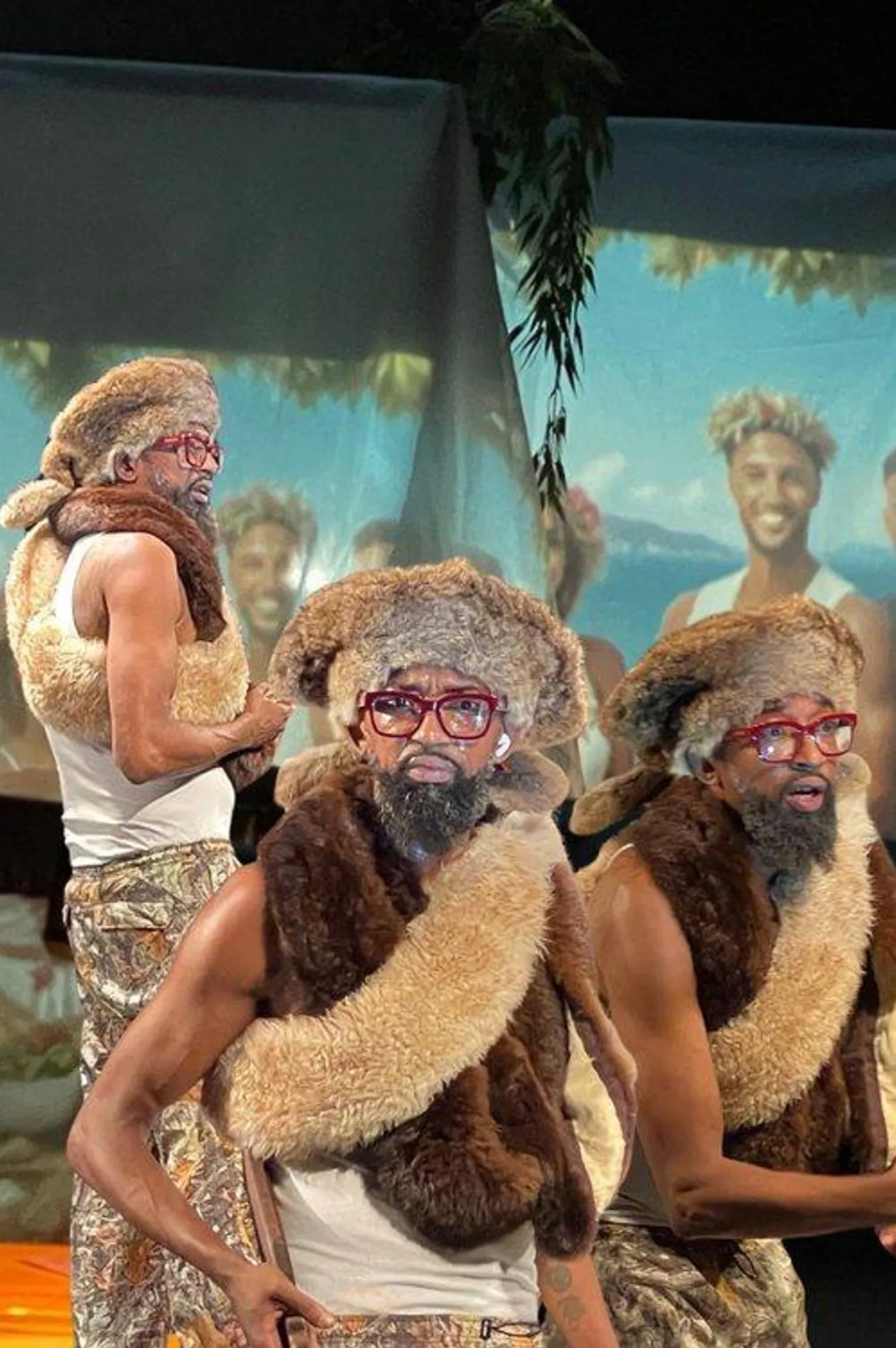 Under The Radar: ¡Harken! by Modesto Flako Jimenez