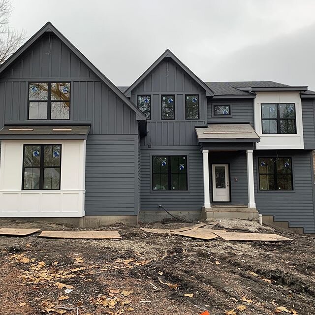 The farmhouse style with the modern twist. The Windsor black windows accommodate the modern style. 
#windows 
#windsorwindows 
#construction