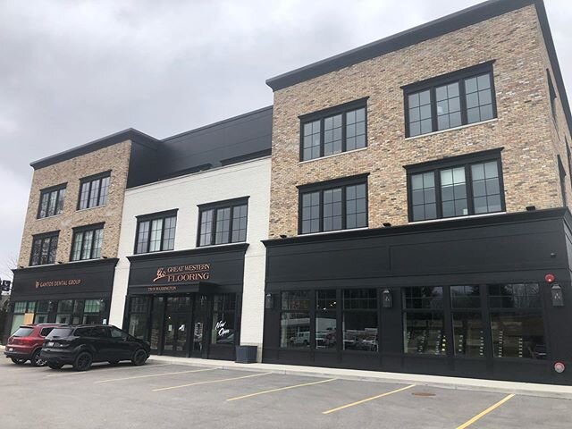 This commercial project on Washington started with great design from @torcharchitecture The @themarvinbrand windows and Frontline commercial doors were the perfect solution.