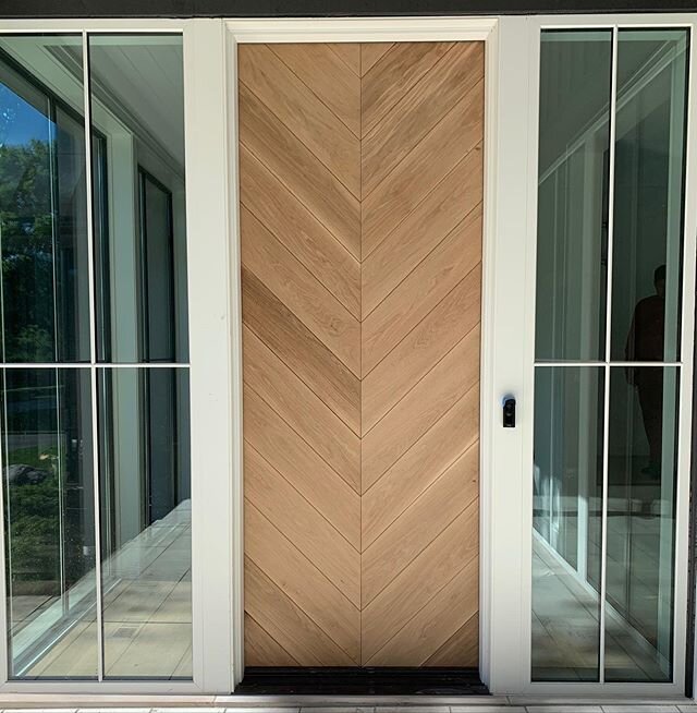 Providing custom solutions to fit the needs of our clients completes this beautiful design. As seen here, configuring a custom door panel into a Marvin door assembly. 
@signaturedoorinc 
@themarvinbrand