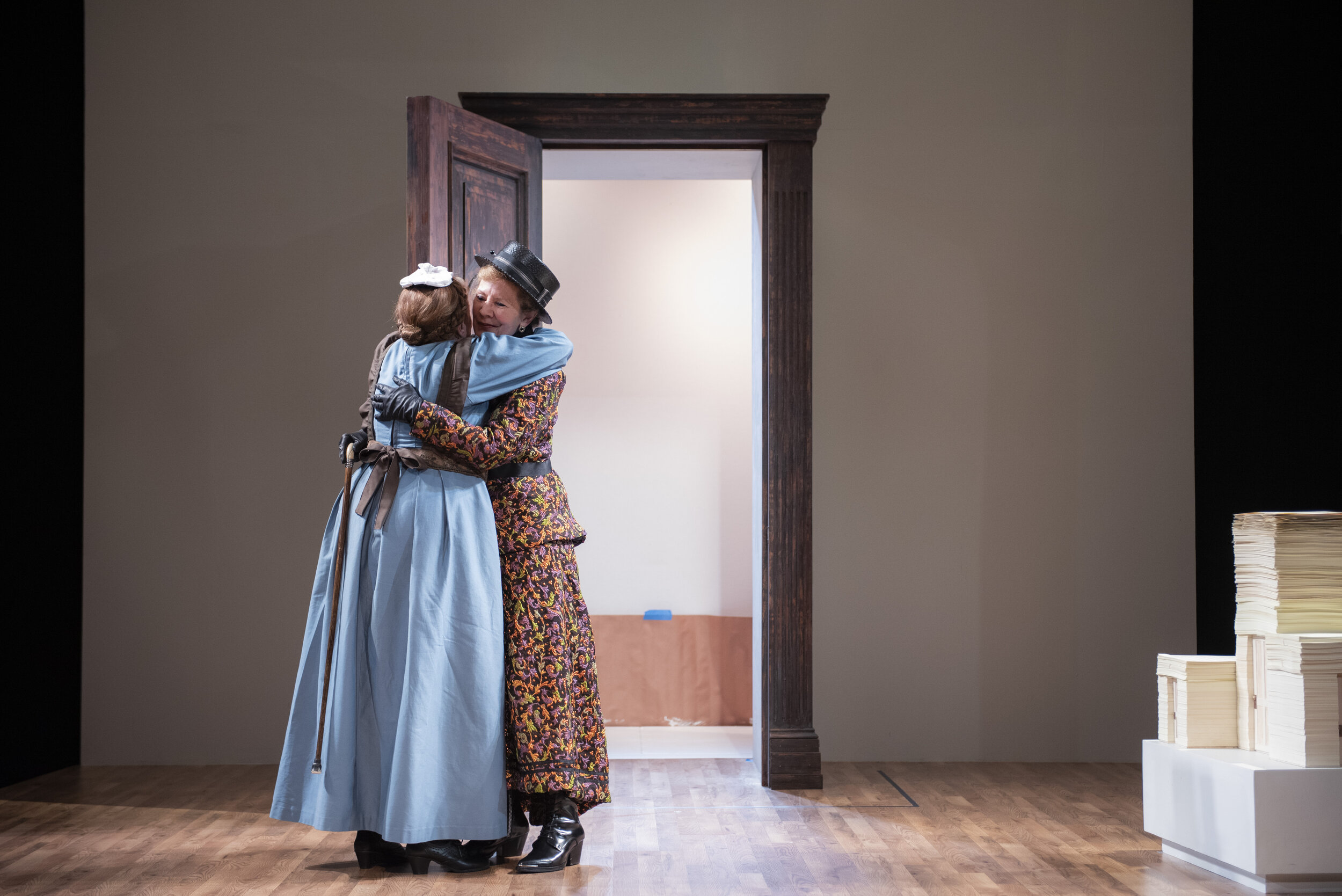 Patti Perkins & Robynn Roderiguez. Photo by Kata Sasvari.jpg