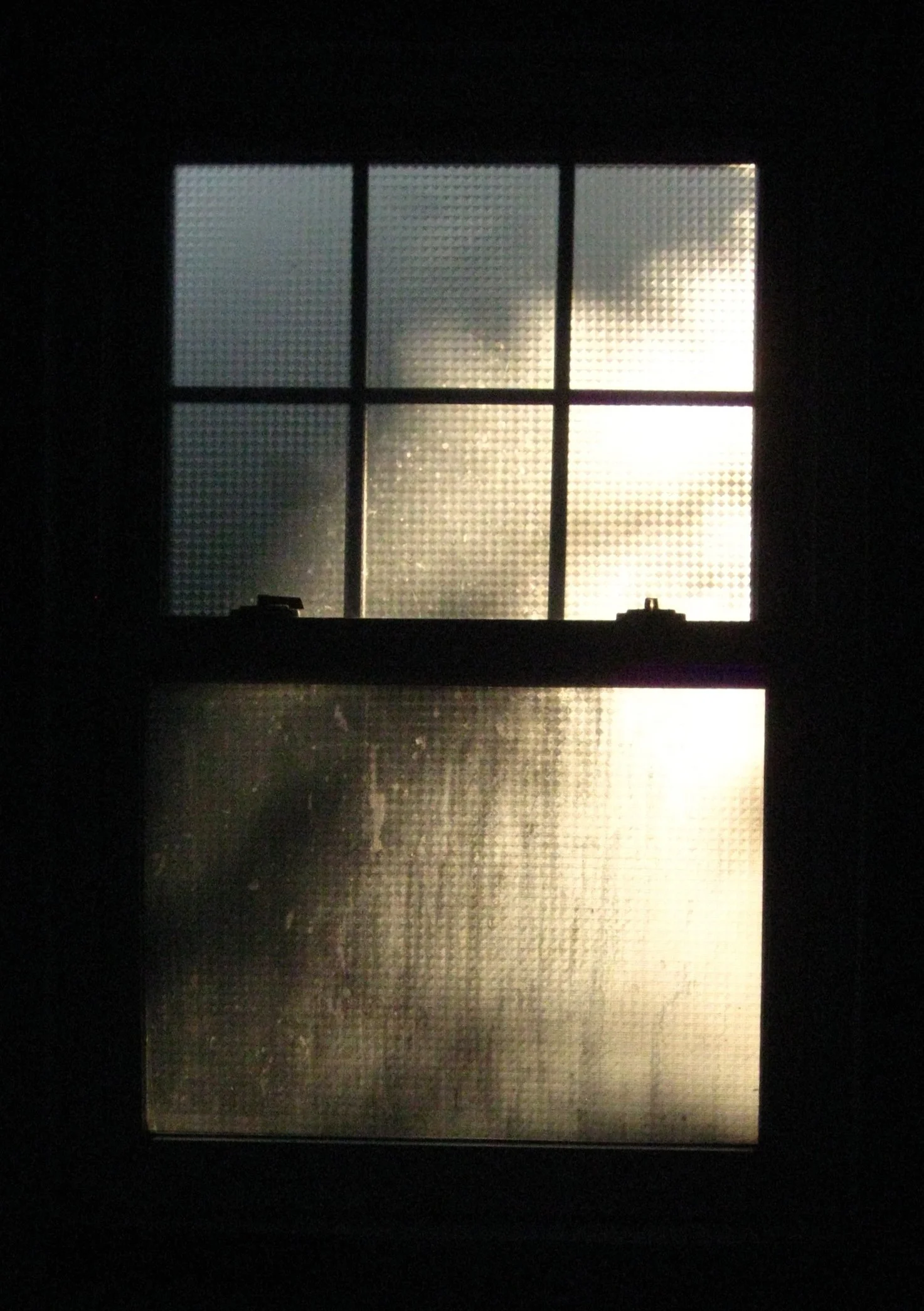 ph. oil_windows_eowrigh-may 10-2010-dL.jpg