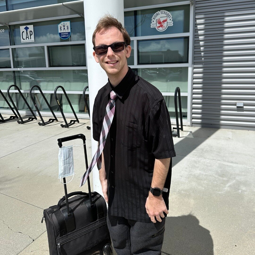 Check out this shot of Lyle rocking the professional style at the Cabrillo Career Prep Event last Thursday!

#cabrillo #shoutout #waytogo #community