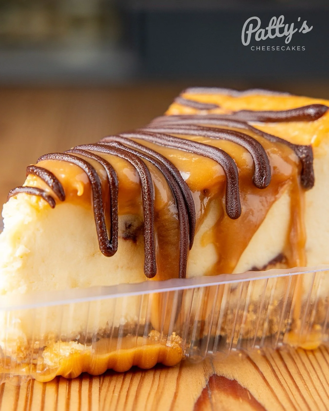 Zoom in on this, we dare you.

📸@rr4life #Bakery #PattysCheesecake #WeMakeYouCheese