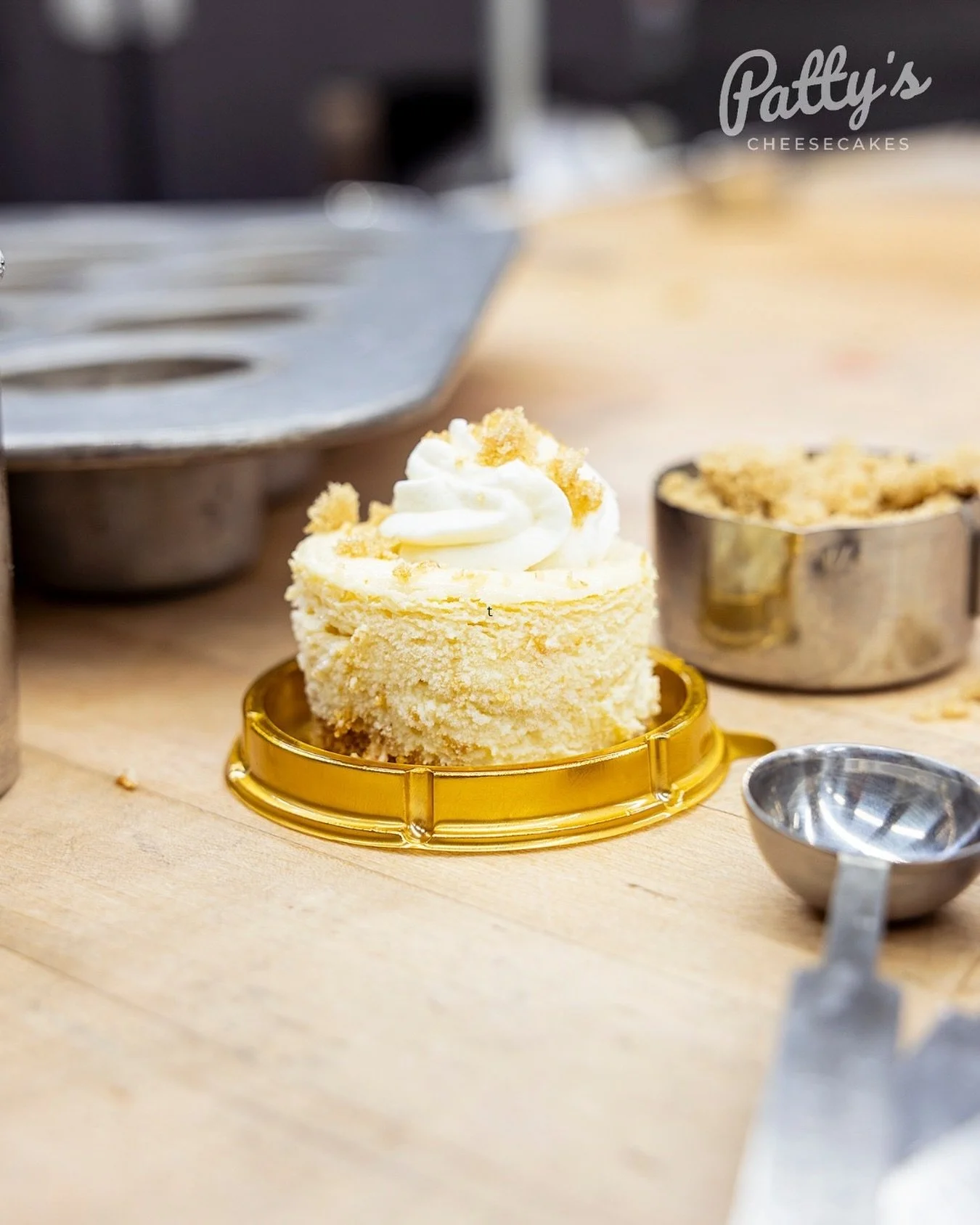 A little smooth, a little sweet, and a whole lot of fall flavor. Bourbon Brown Sugar is here to warm your soul. 🧡

📸: @rr4life #CityFoundrySTL #Cheesecake #Foodie