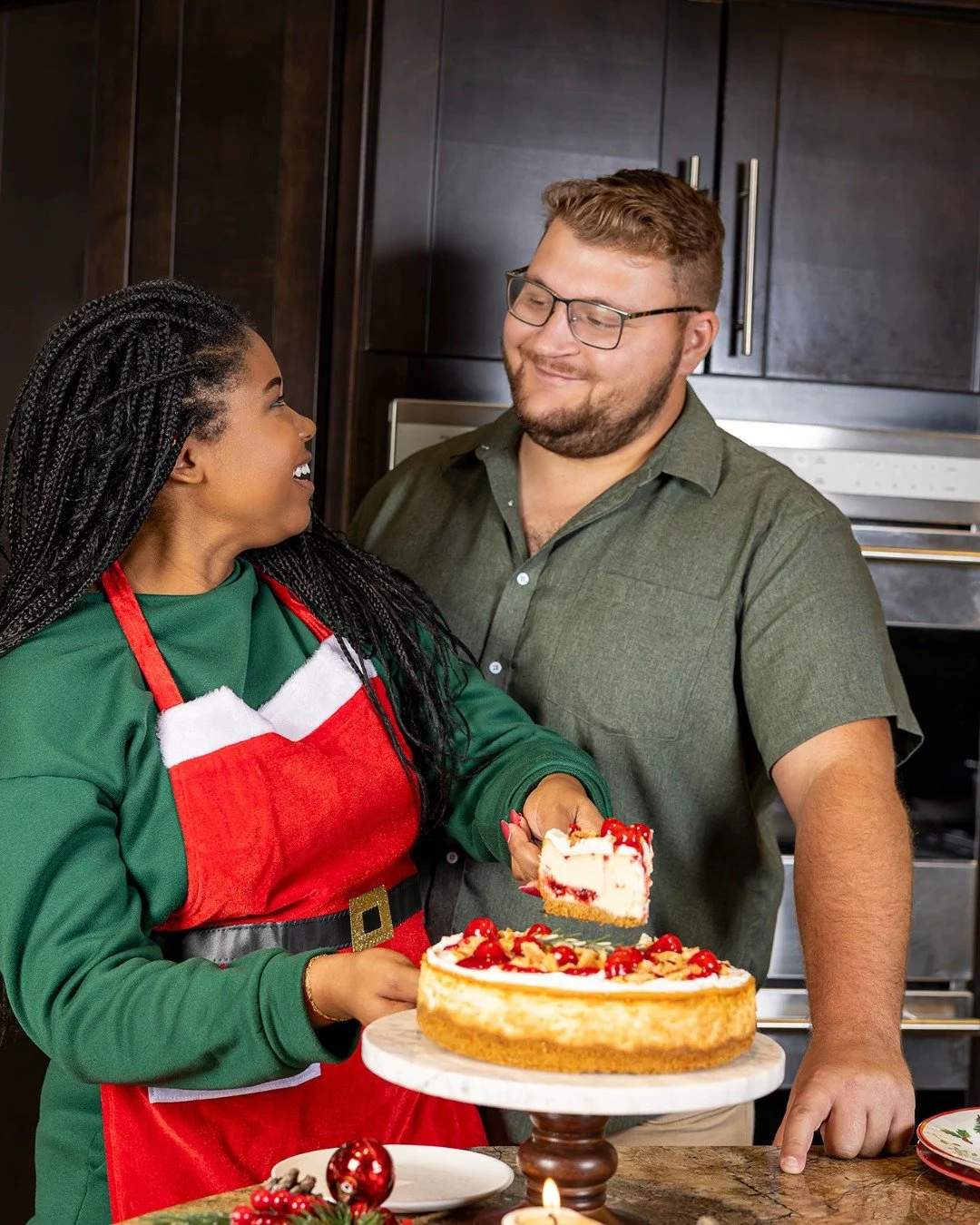 Sweet moments feel even sweeter when you share them. Tag someone who now has to treat you to cheesecake. 😄

📸: #rr4life #STL #Cheesecake #holiday