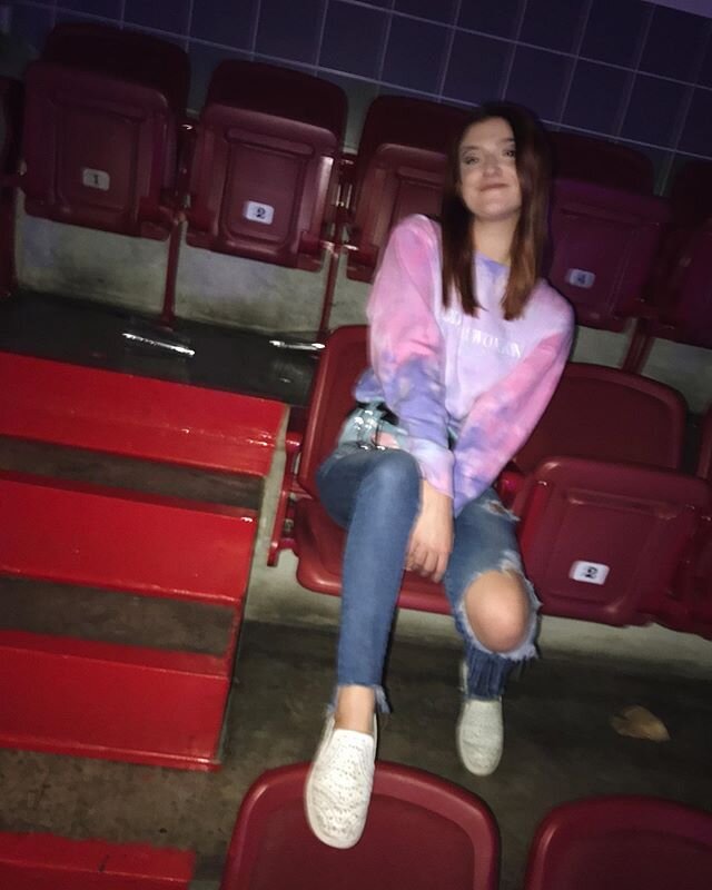 shoutout to the last row in section 316 for giving Sydney and I all the space to perform #sweetenerworldtour