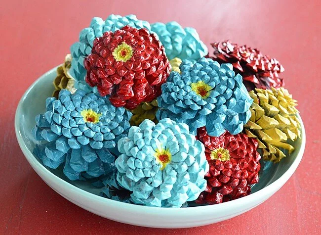 Making Flowers Out of Pinecones at Brookgreen Gardens