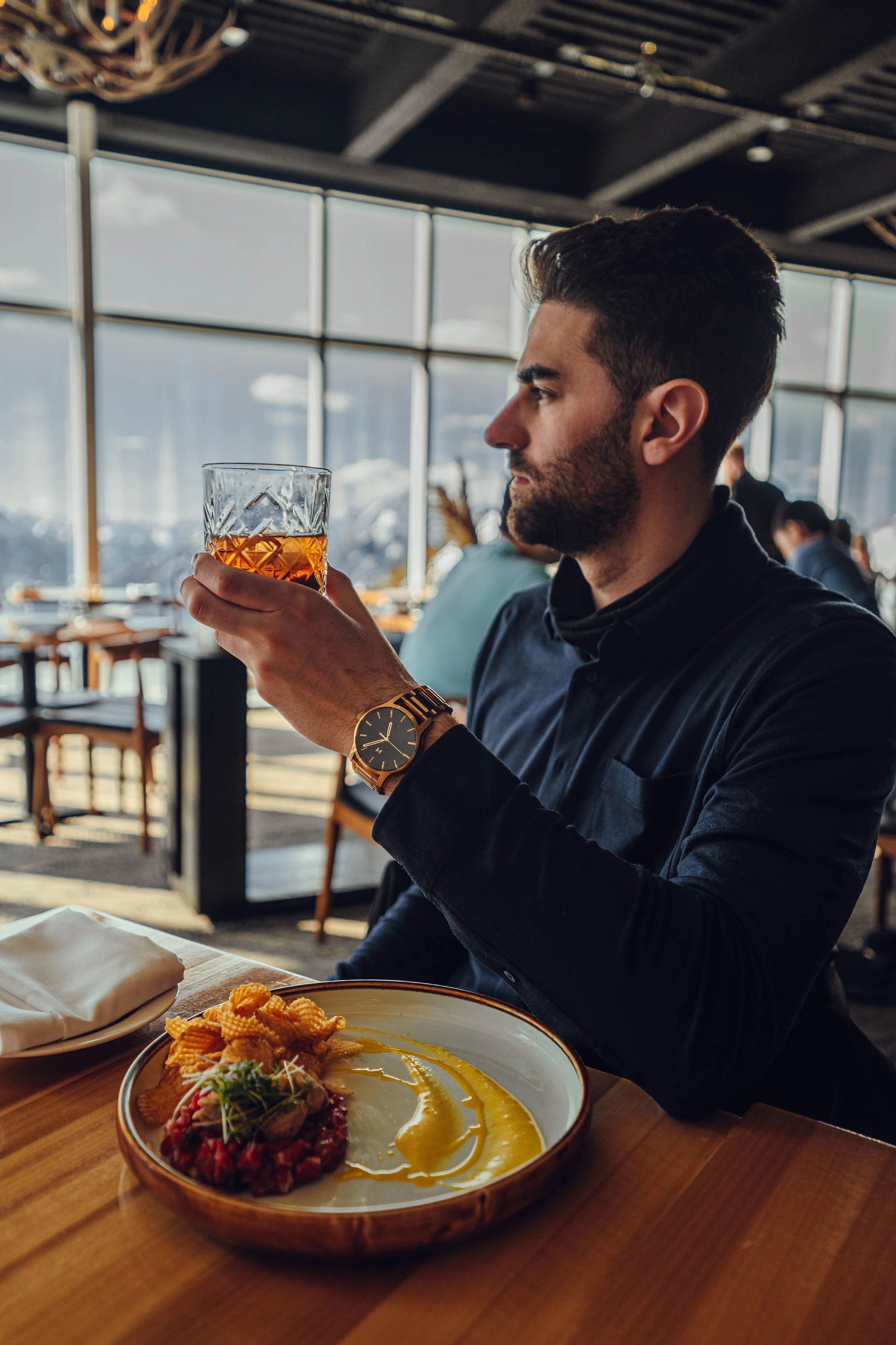 MVMT - Classic II - Dinning