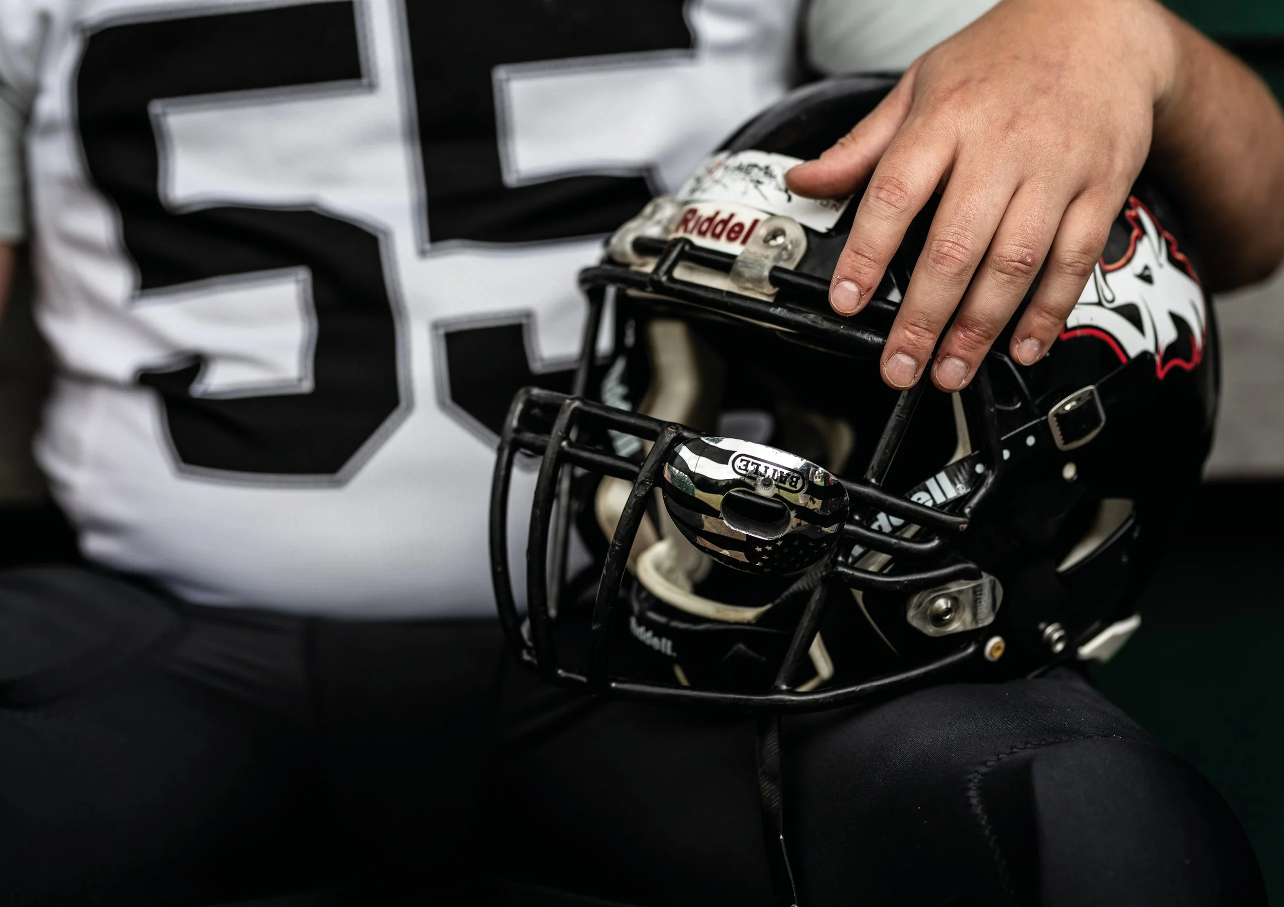 Footballer-Malte-Wenzel-Razorbacks-Helm