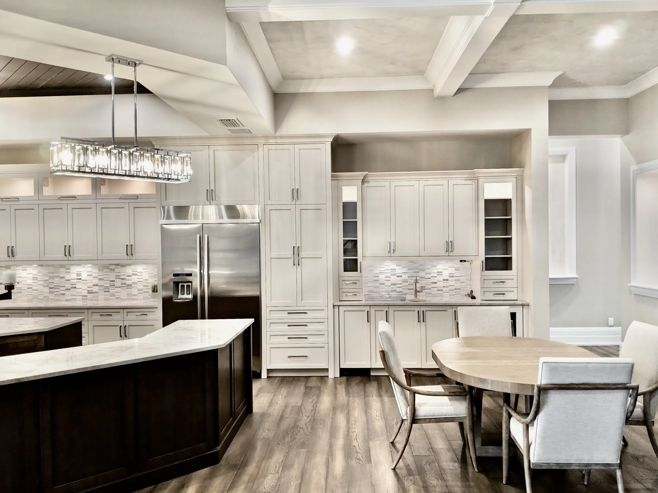 Partners — Exclusive & Woodworking