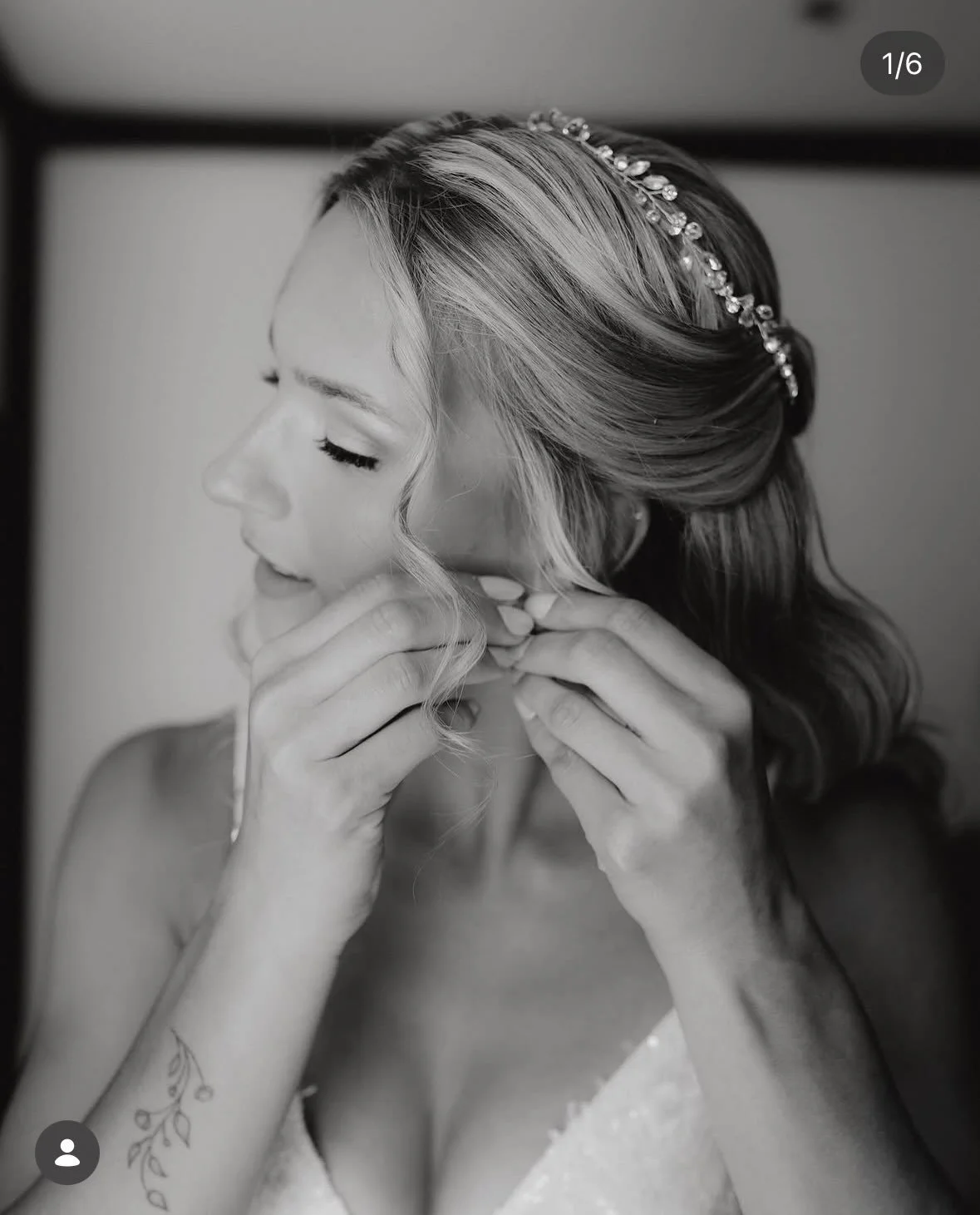 Had to show this again. Mein Herz schl&auml;gt schon immer f&uuml;r schwarz und wei&szlig;. 

#authenticweddingphotography #luxuryweddingphotographer #blackandwhitephotography #bride #hochzeitsfotografiebraunschweig