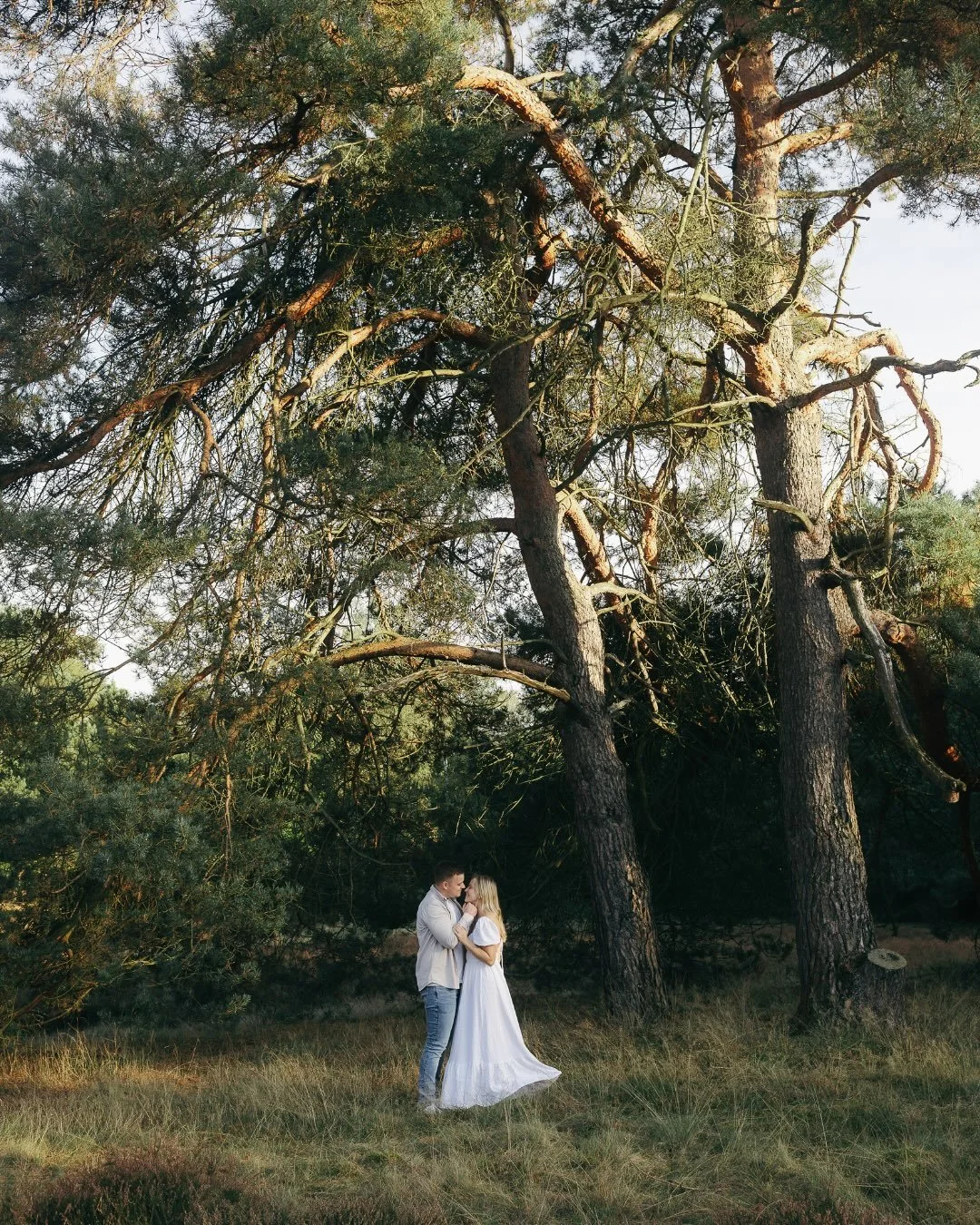 I love the dreamy, magical feeling of these images. 

#coupleshoot #weddingphotographer #engagementshoot #bridetobe #verlobungsshooting
