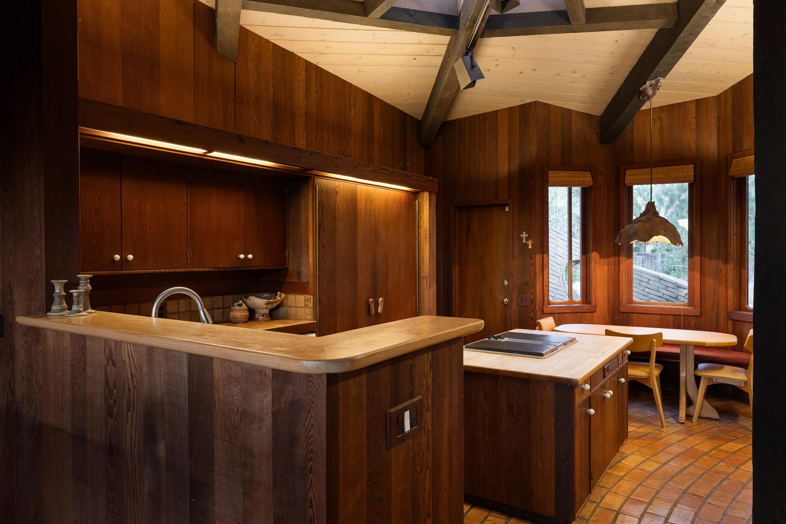 16512 Wilderness Rd - WEB + MED RES-11.jpg