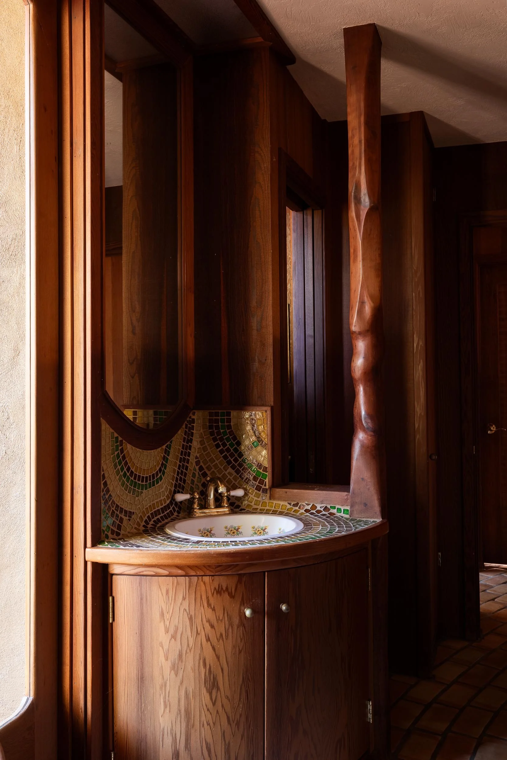 16512 Wilderness Rd - WEB + MED RES-20.jpg