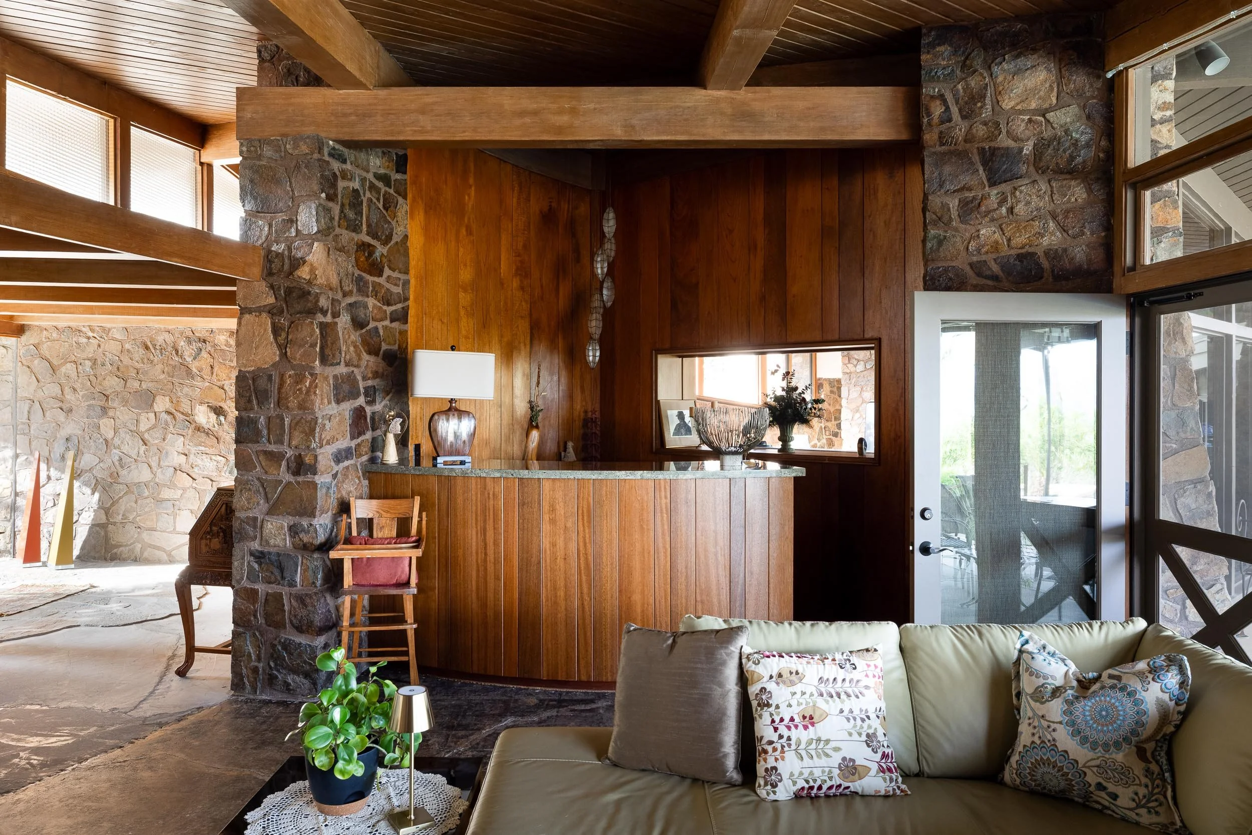 4421 Mayapan Dr - WEB + MED RES-18.jpg