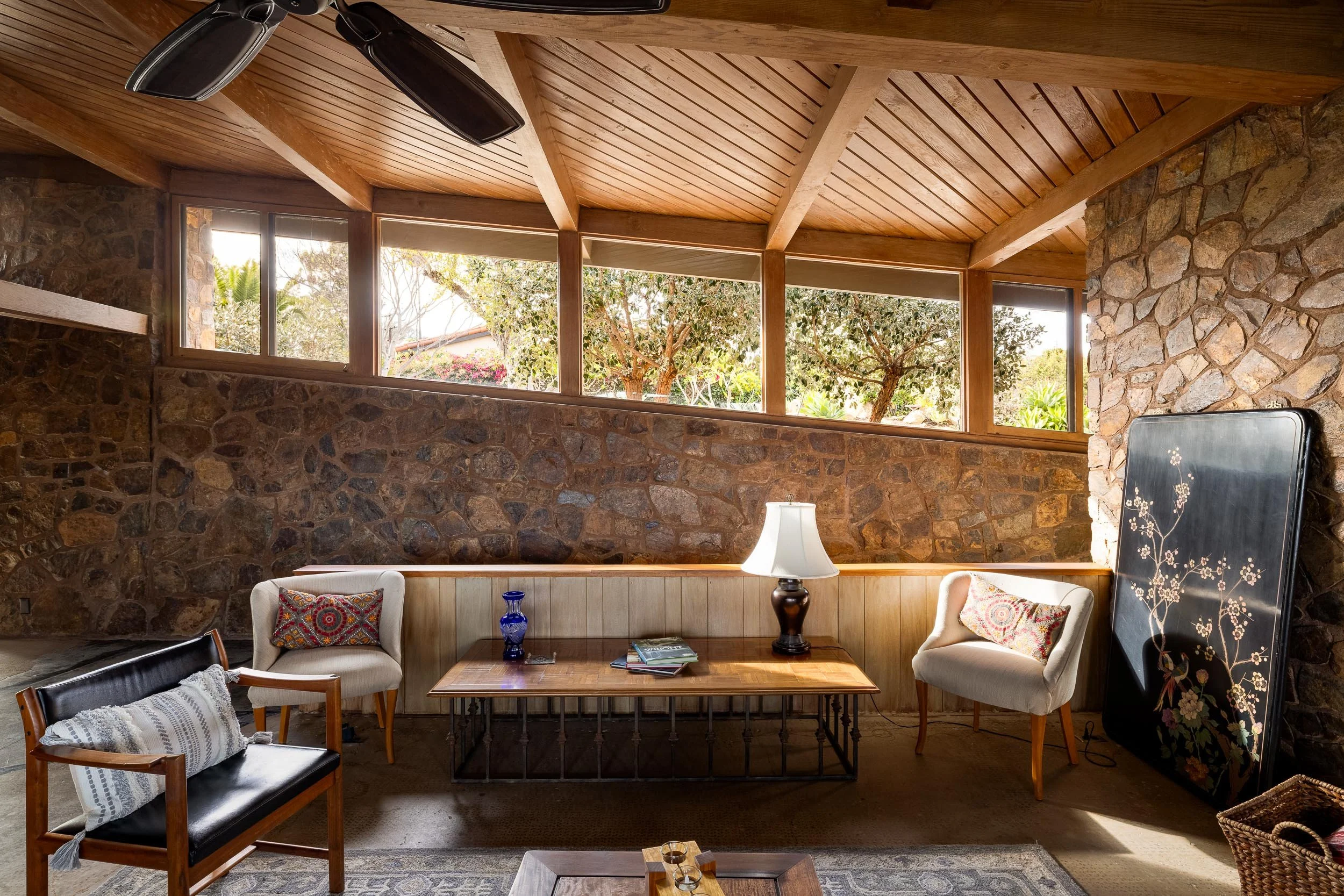 4421 Mayapan Dr - WEB + MED RES-23.jpg