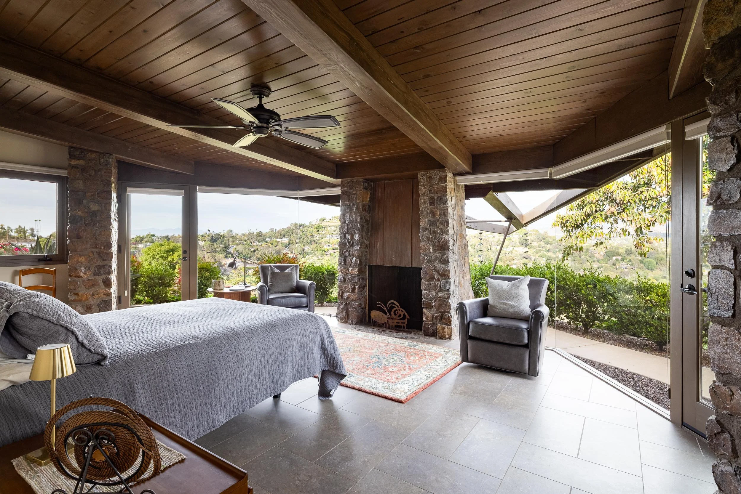 4421 Mayapan Dr - WEB + MED RES-30.jpg