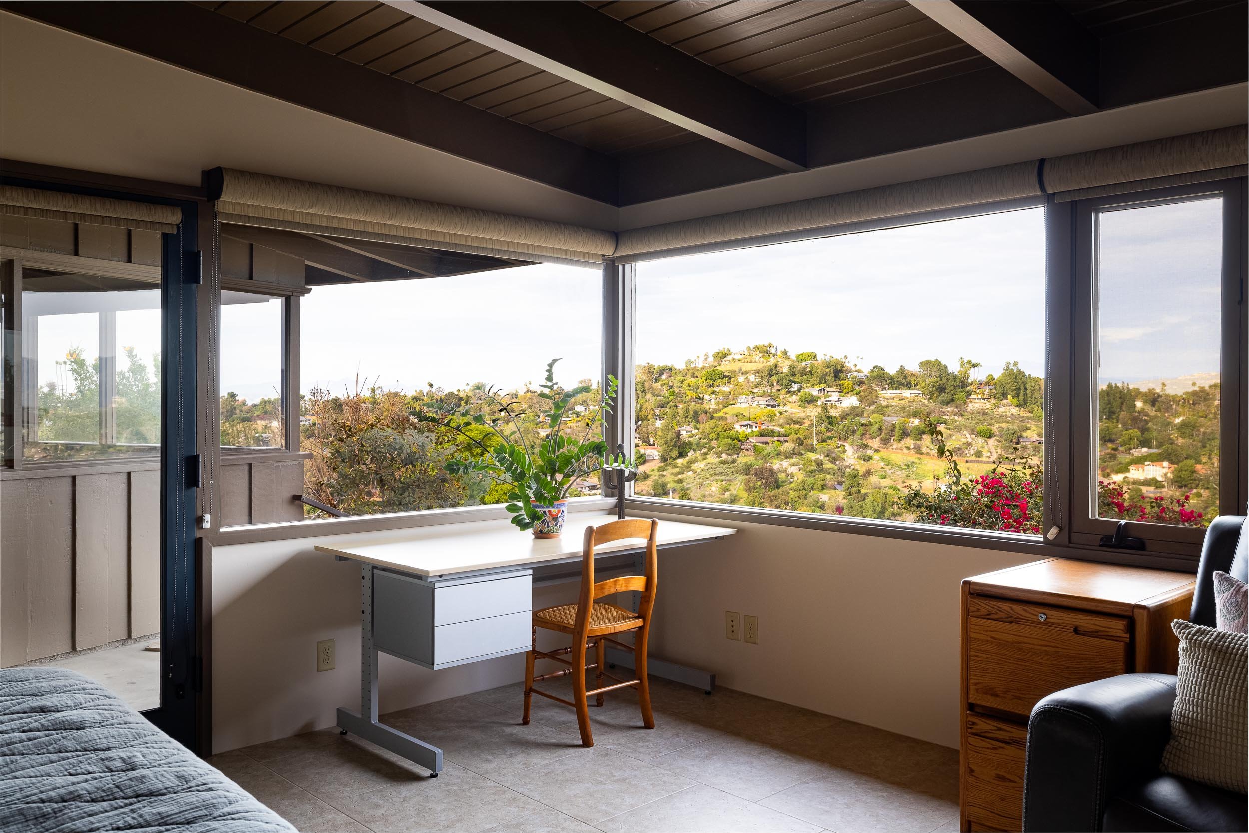 4421 Mayapan Dr - WEB + MED RES-31.jpg