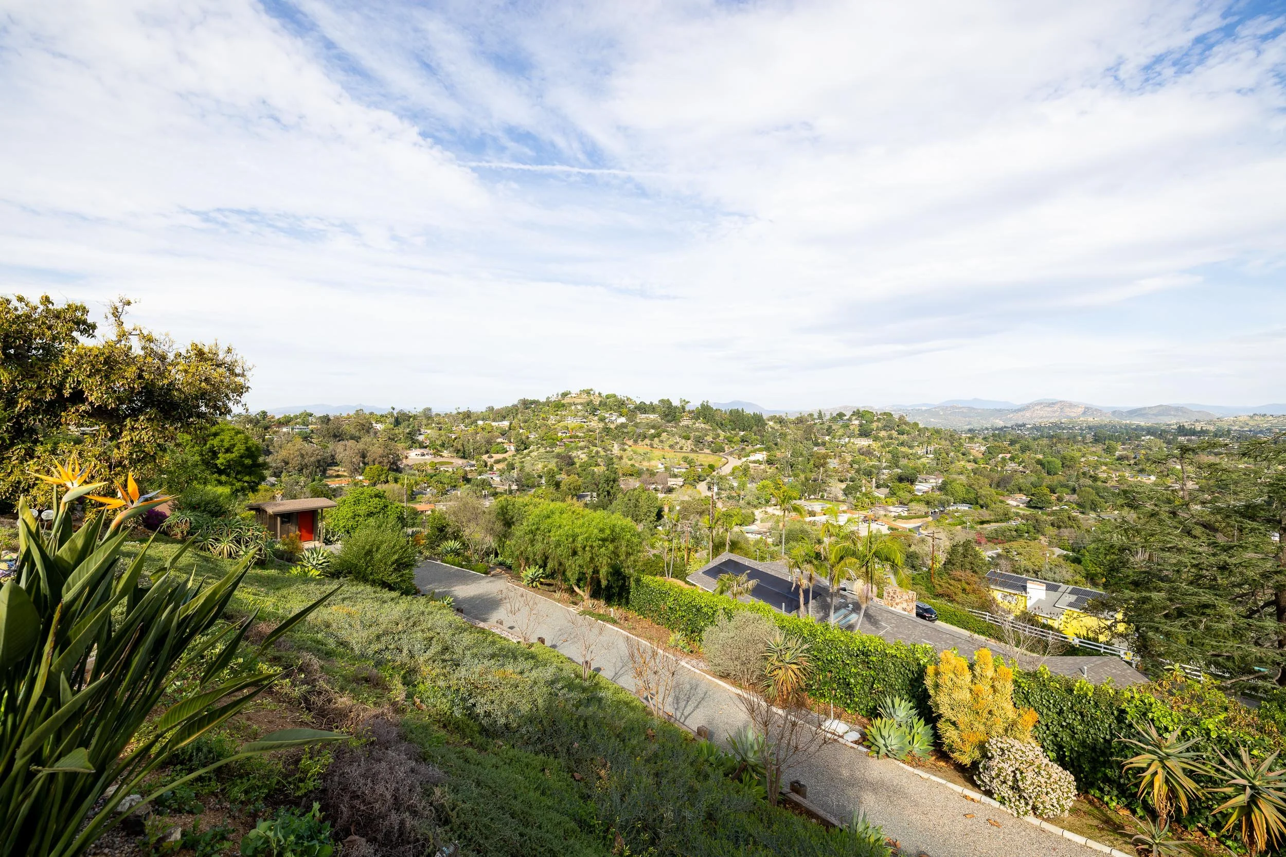 4421 Mayapan Dr - WEB + MED RES-46.jpg