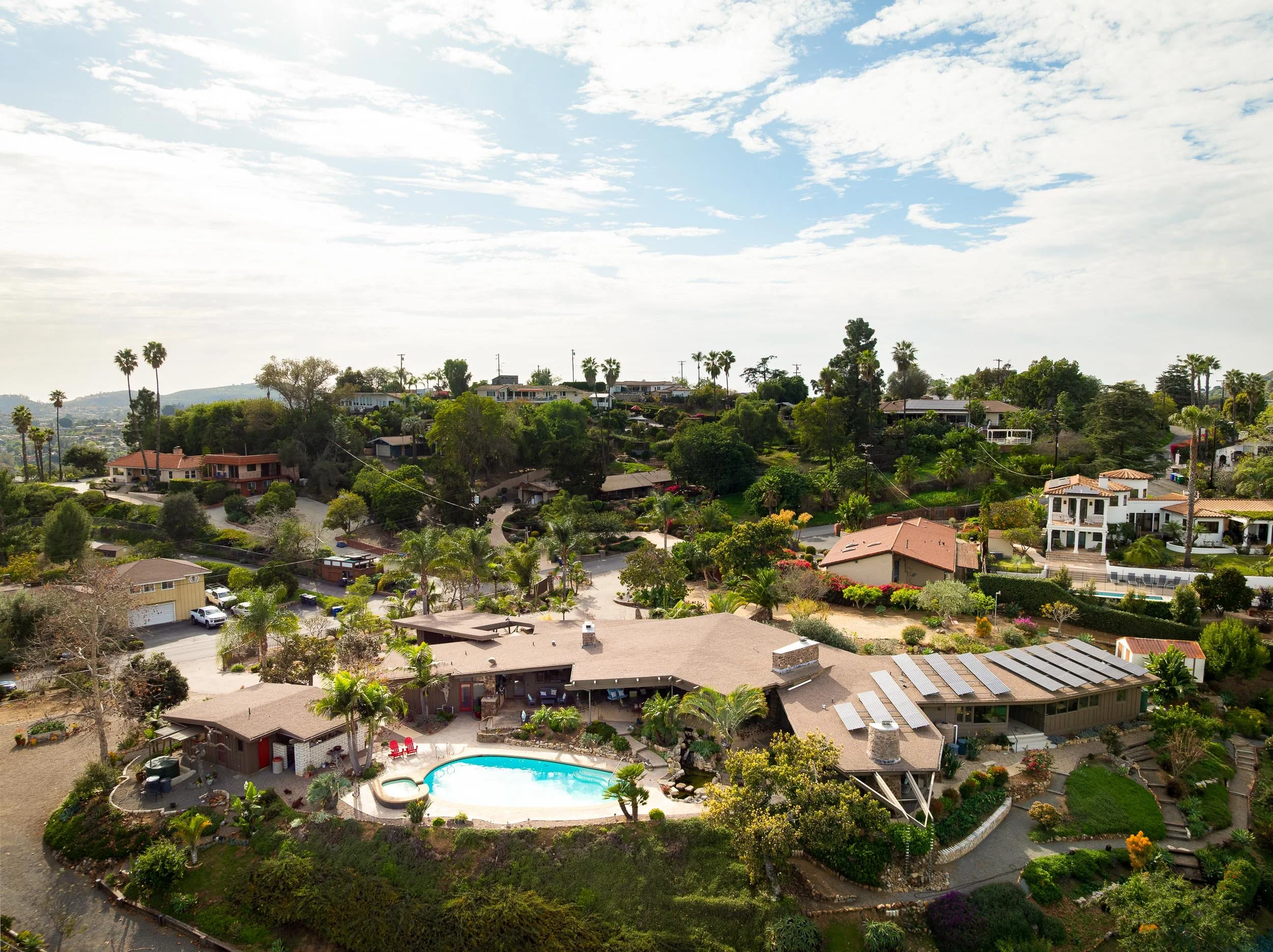 4421 Mayapan Dr - WEB + MED RES-52.jpg