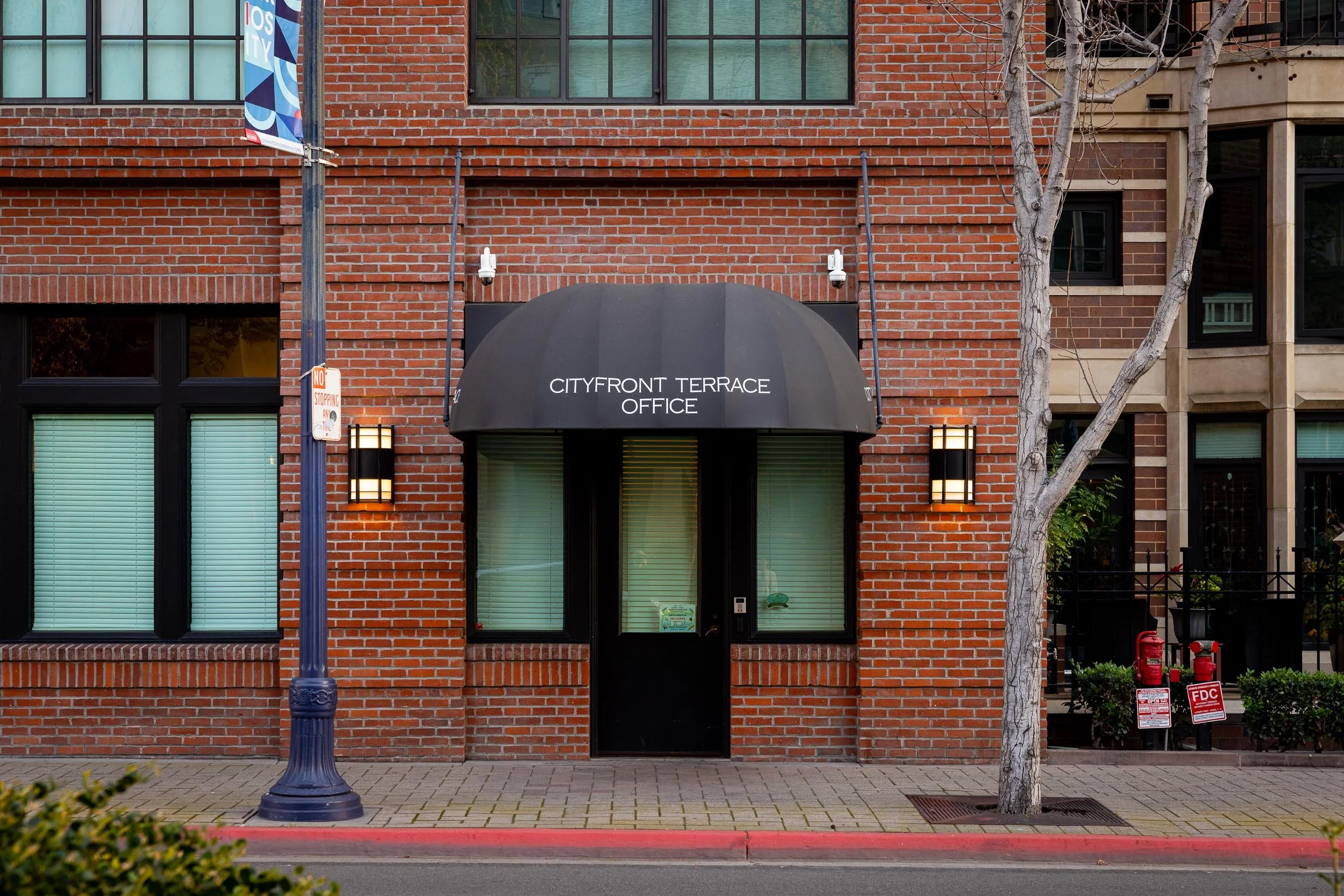 500 W Harbor Dr - WEB + MED RES-7.jpg