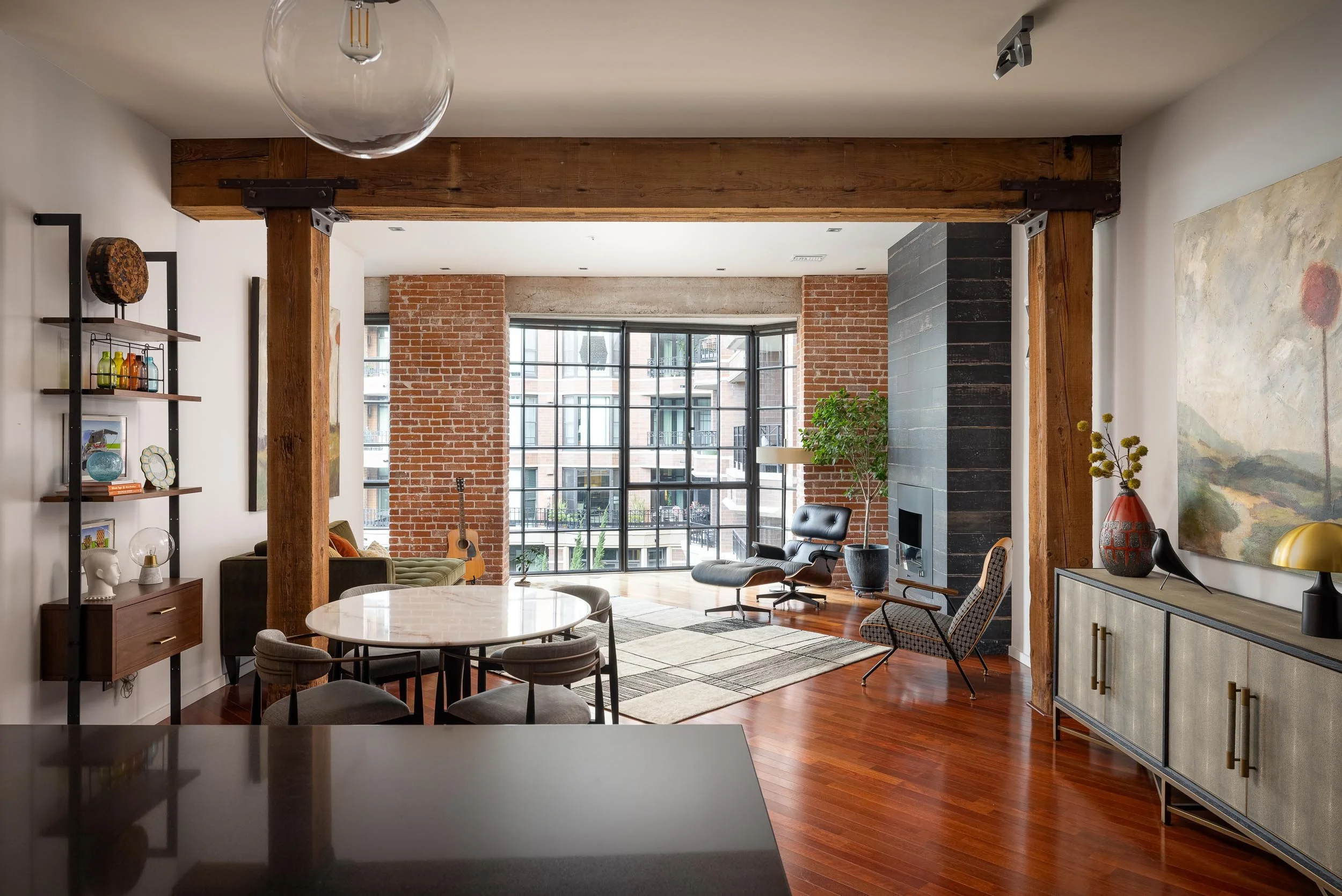 500 W Harbor Dr - WEB + MED RES-11.jpg