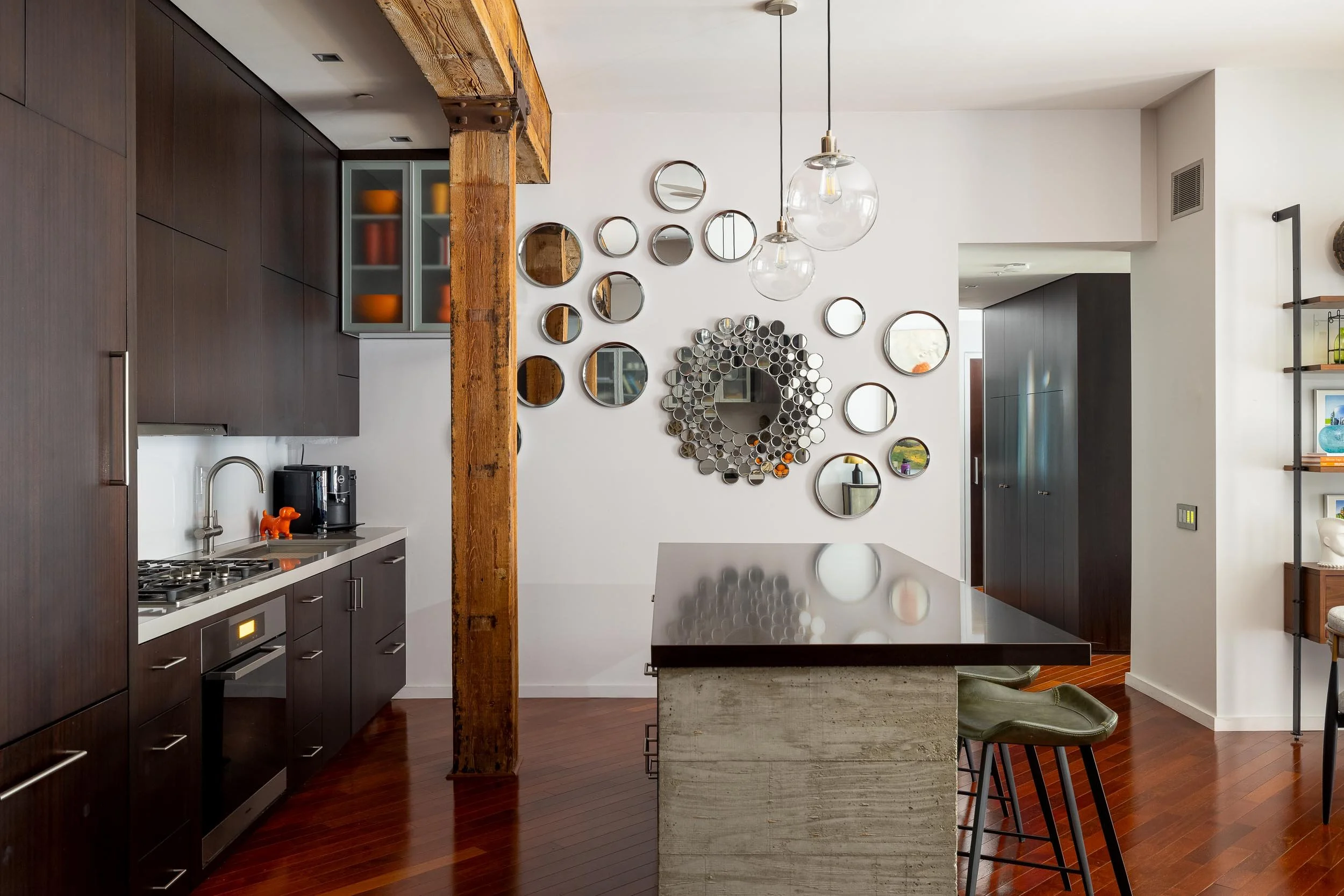 500 W Harbor Dr - WEB + MED RES-15.jpg